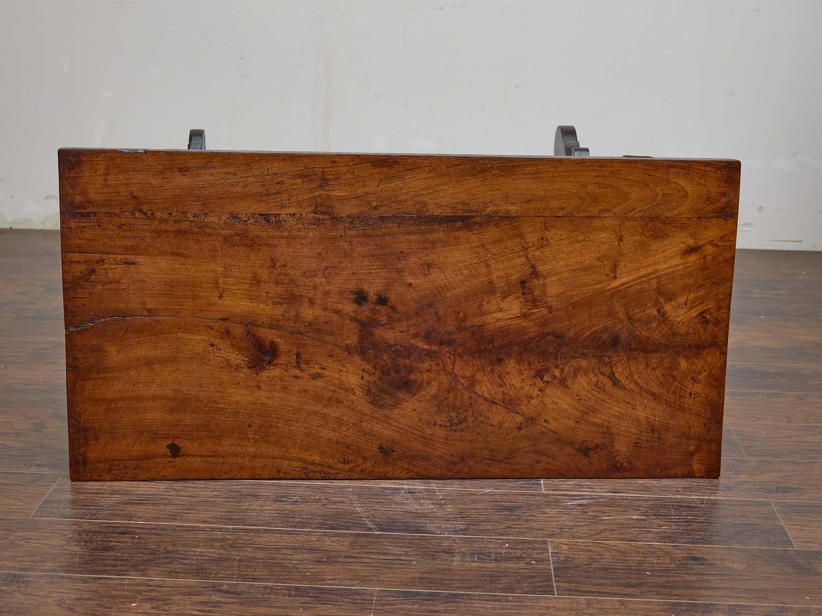 Italian Baroque Style Walnut Console Table with Shaped Stretcher, circa 1800 For Sale 4