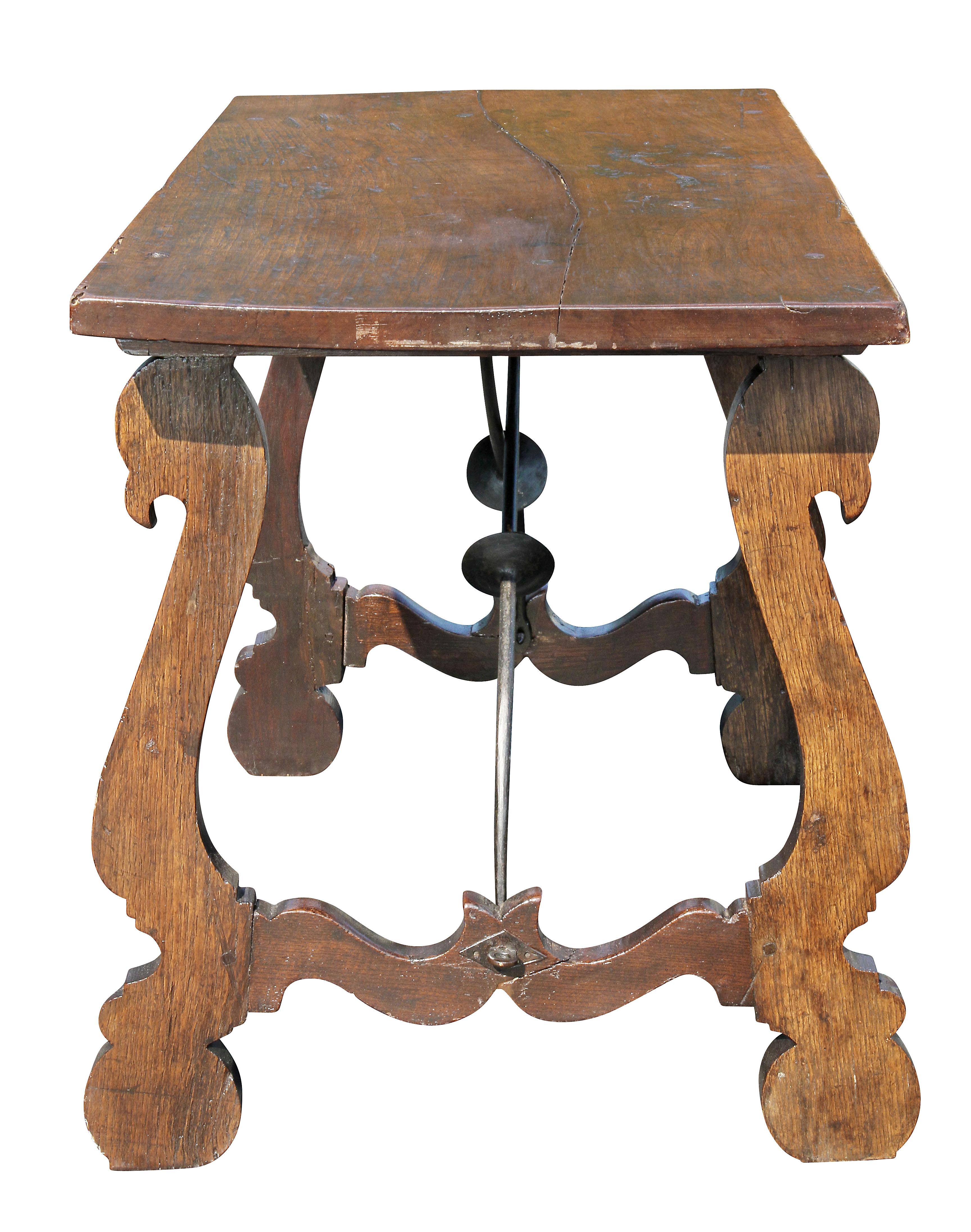 Italian Baroque Style Walnut Table For Sale 3