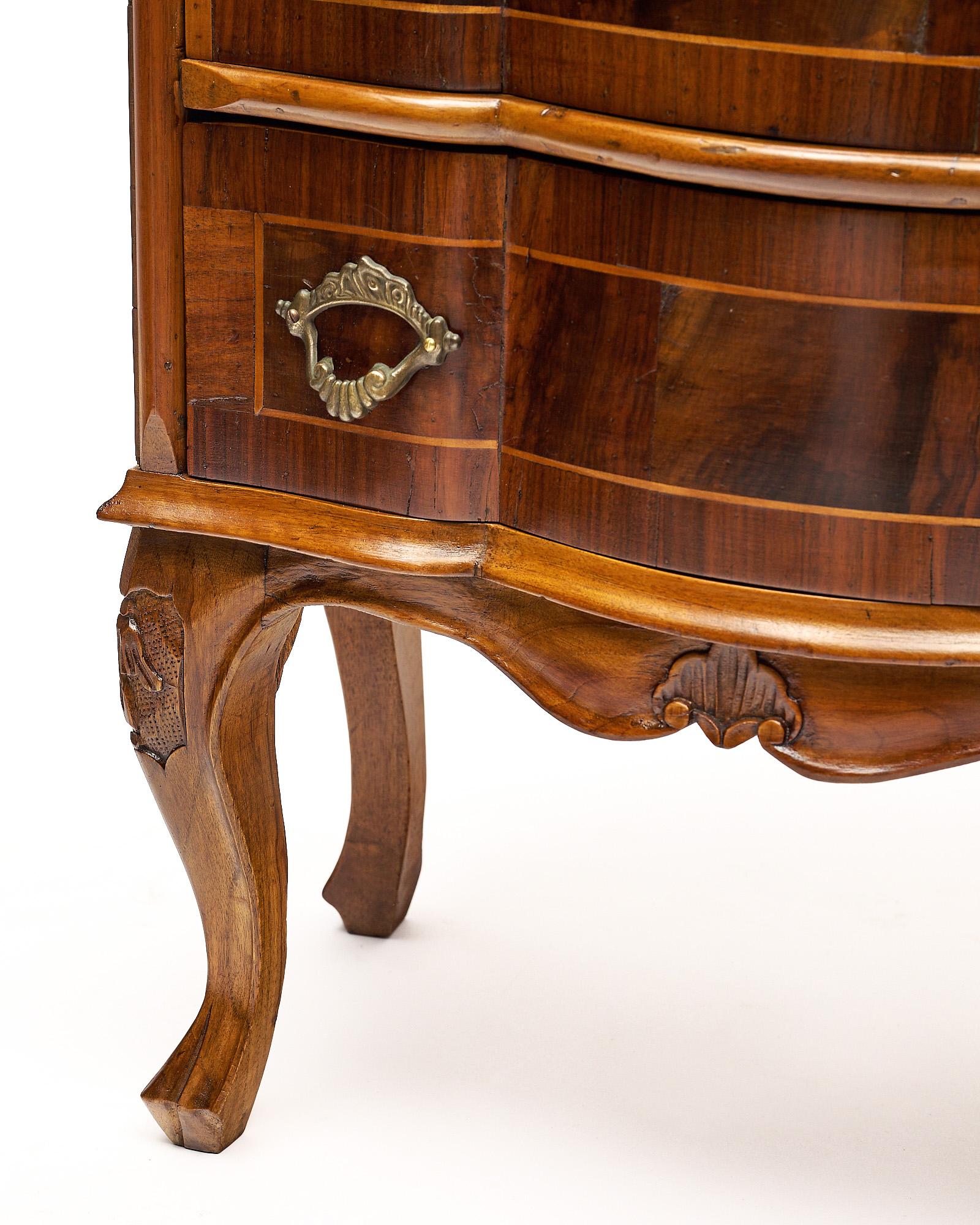 Italienische barocke venezianische Truhe im Angebot 1