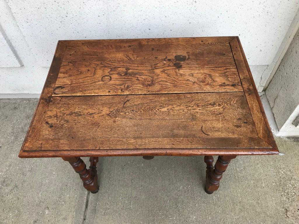Italian Baroque Walnut and Chestnut Side Table For Sale 7