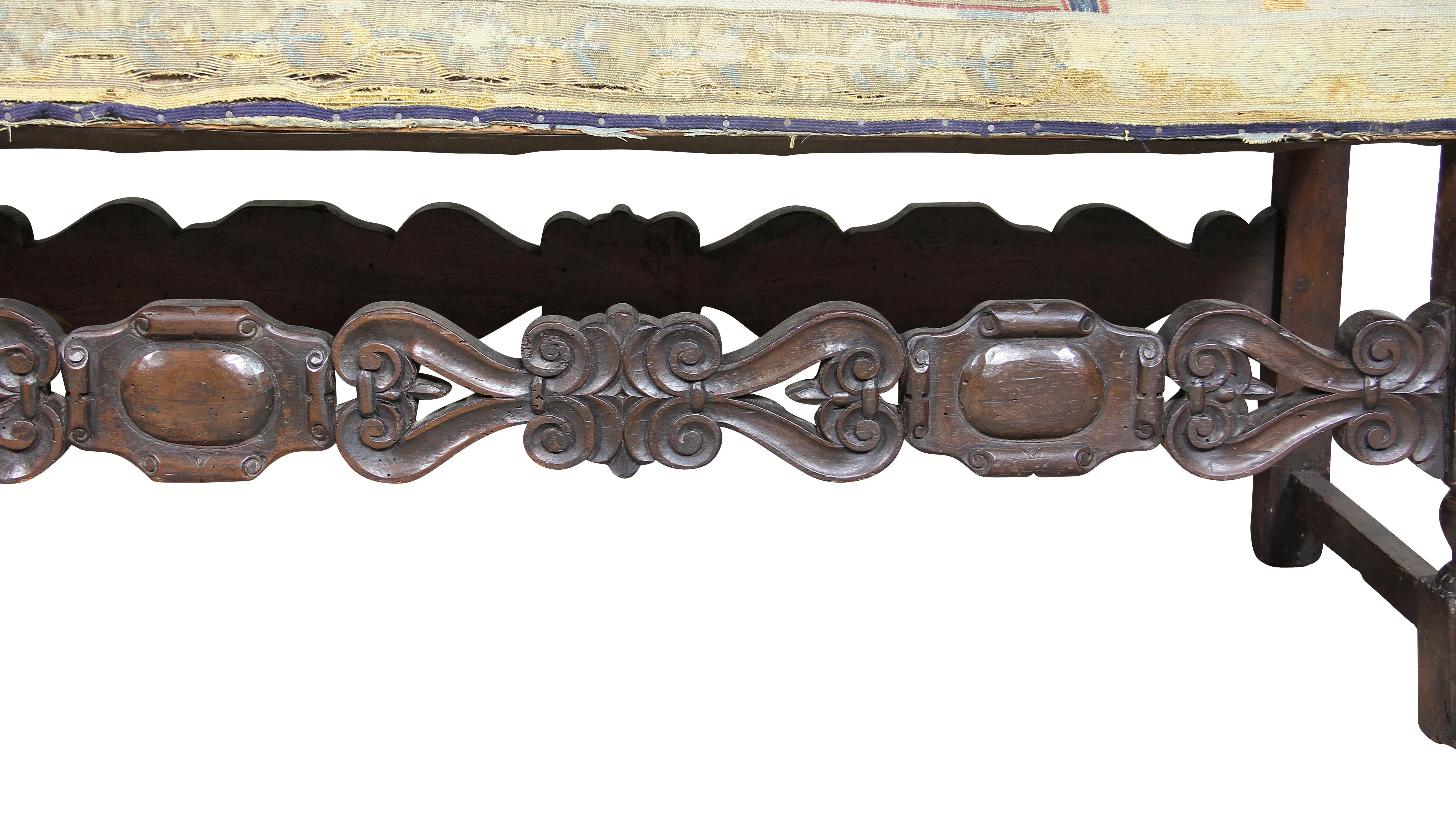 Italian Baroque Walnut Bench 6