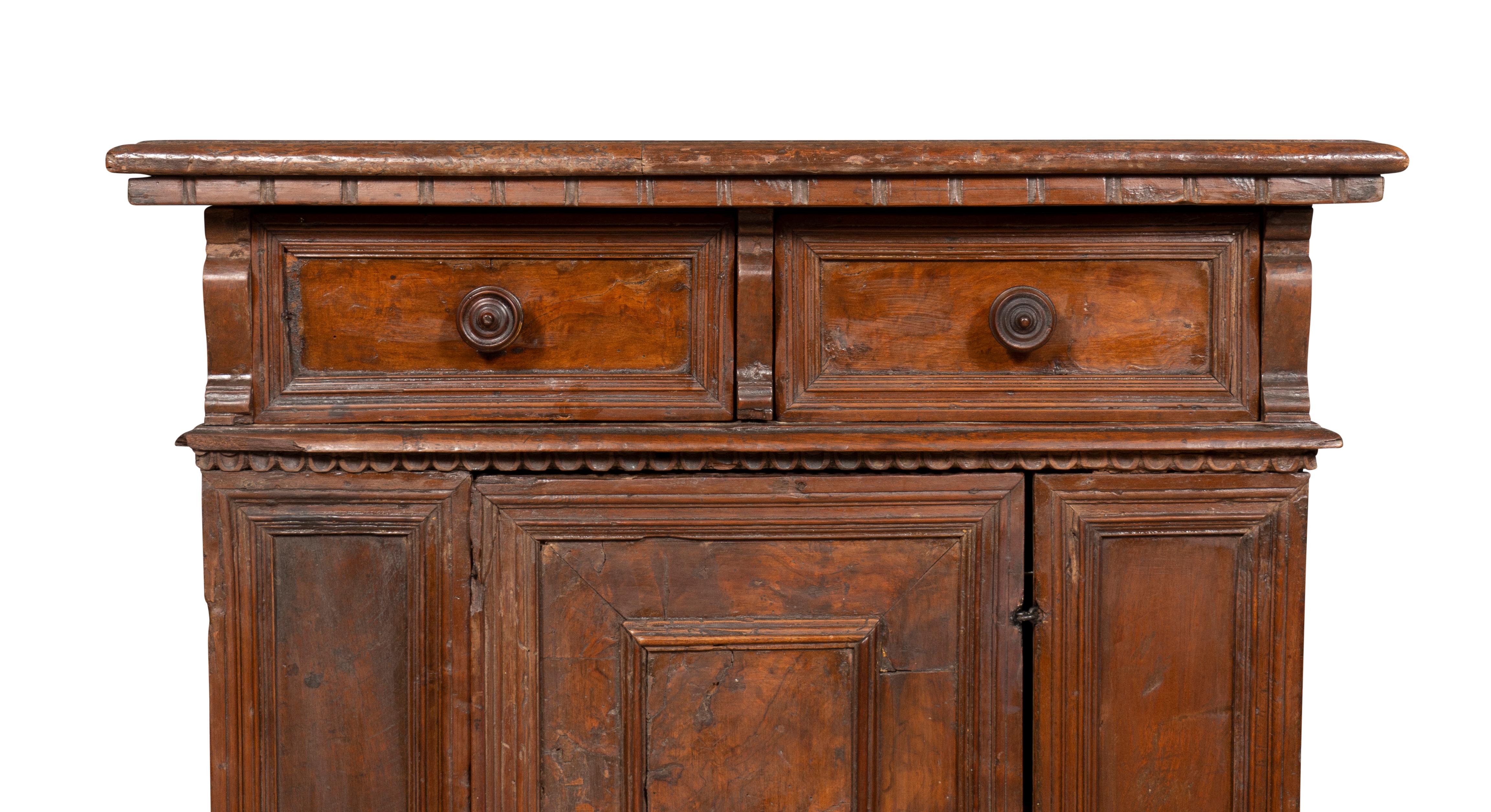 Italian Baroque Walnut Credenza For Sale 5