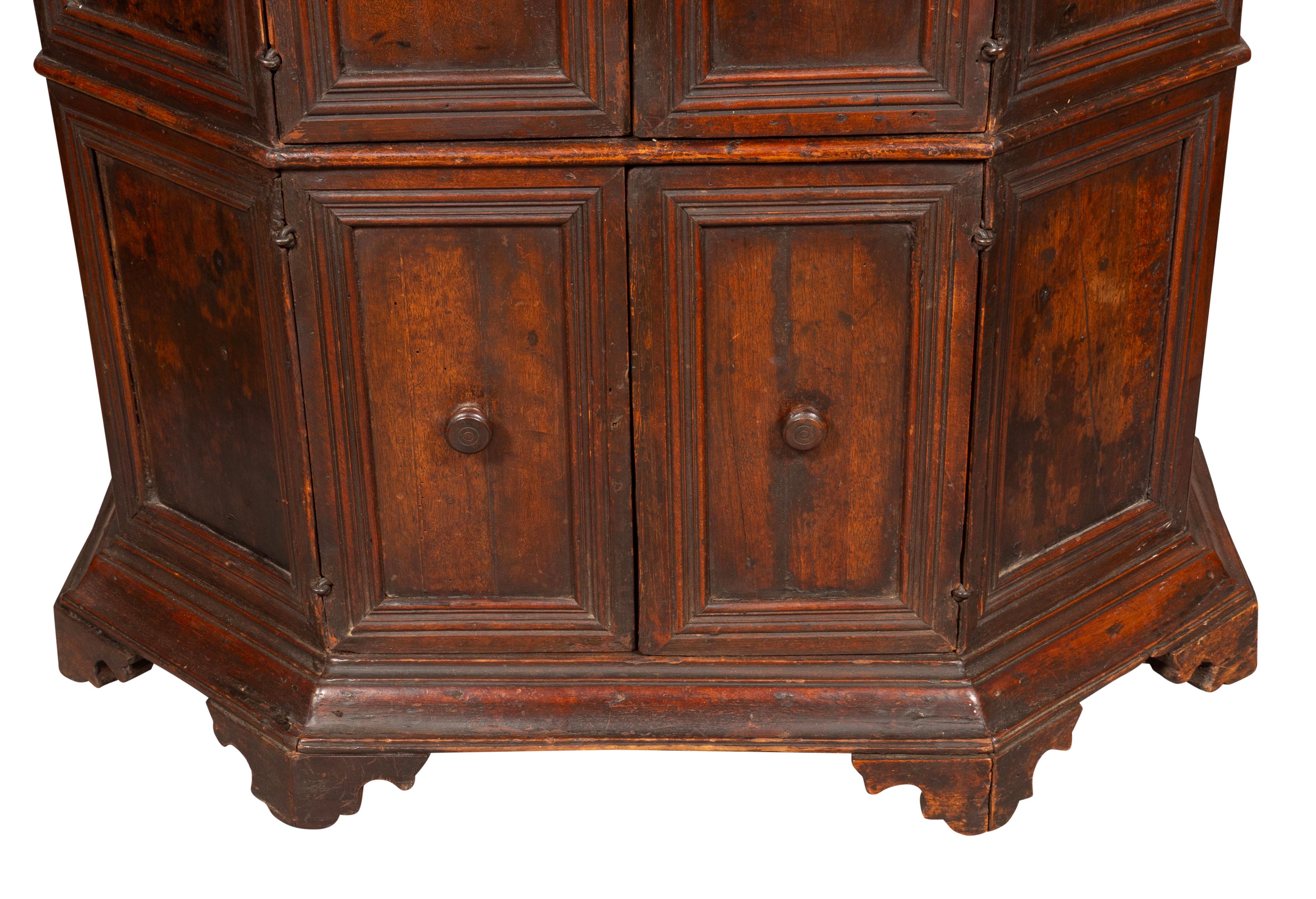 Italian Baroque Walnut Credenza For Sale 5