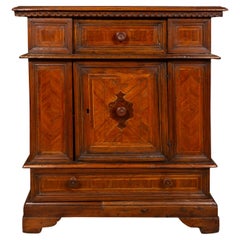Crédence baroque italienne en noyer