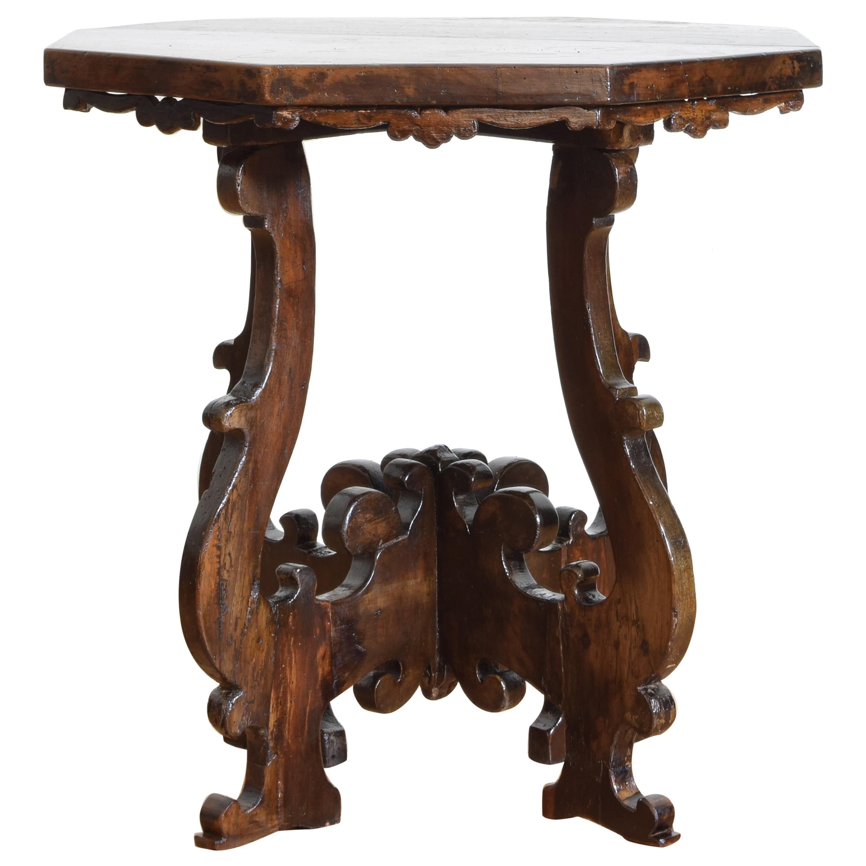 Italian Baroque Walnut Octagonal Center Table, Late 17th Century