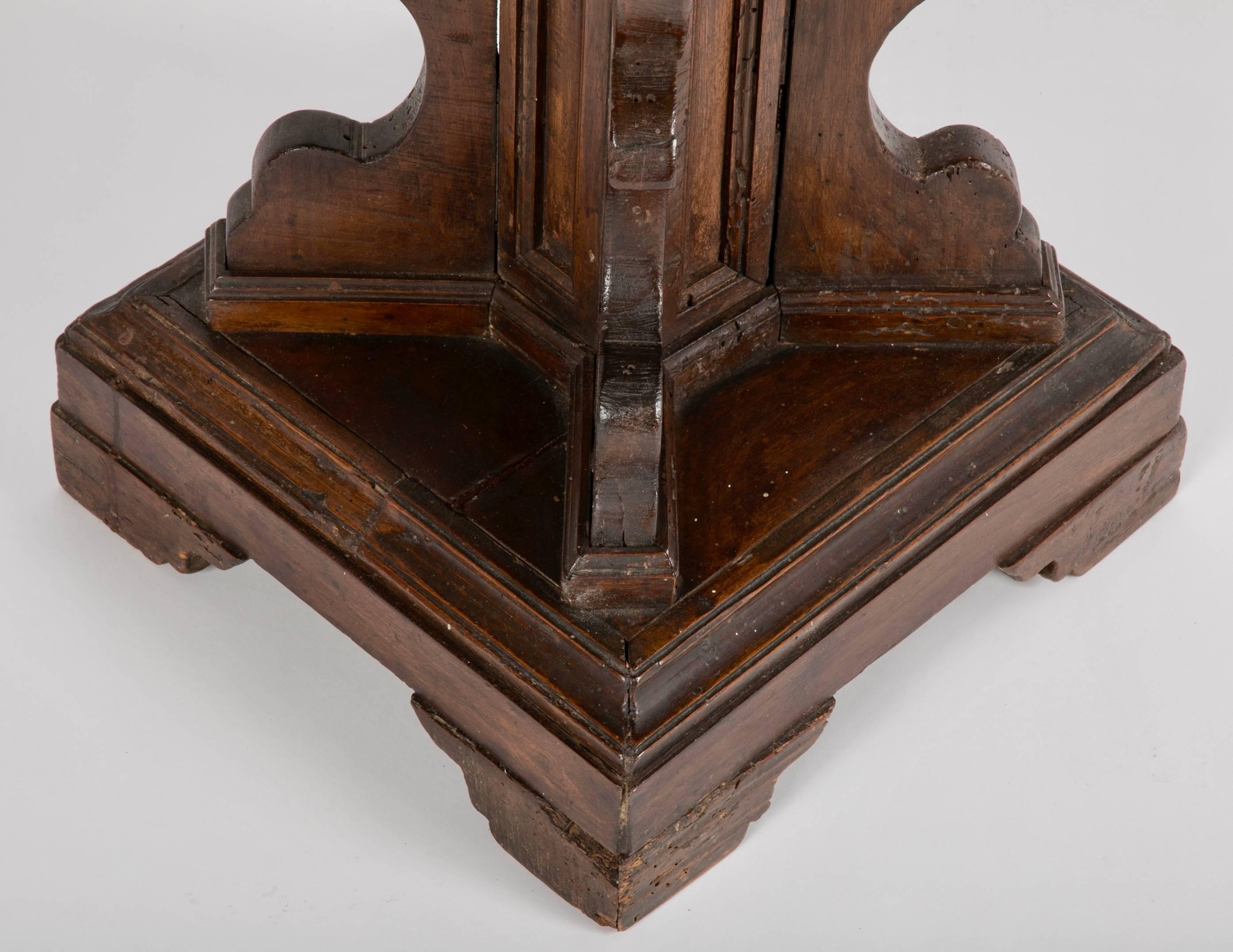 Italian Baroque Walnut Octagonal Side Table 2