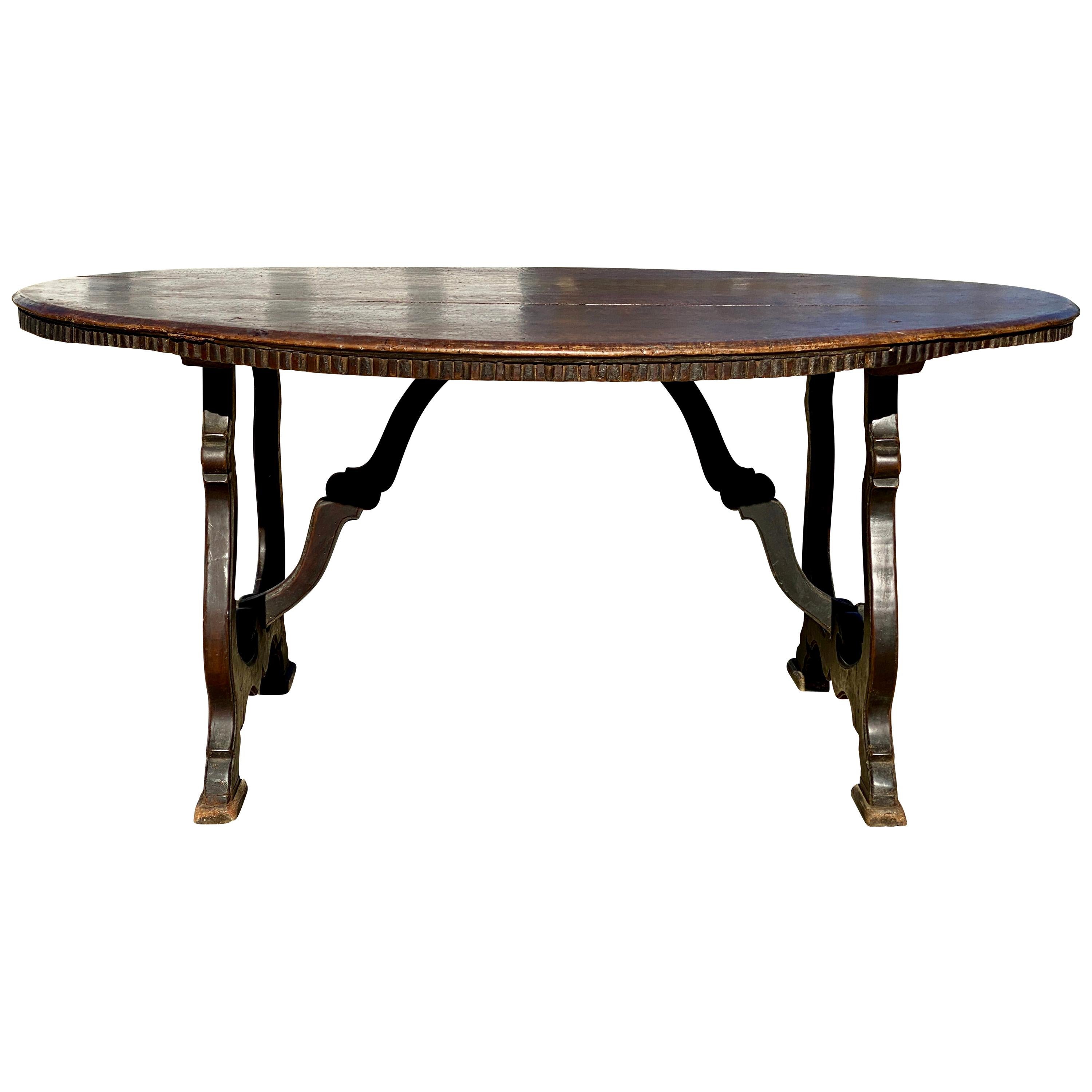 Italian Baroque Walnut Oval Dining Table