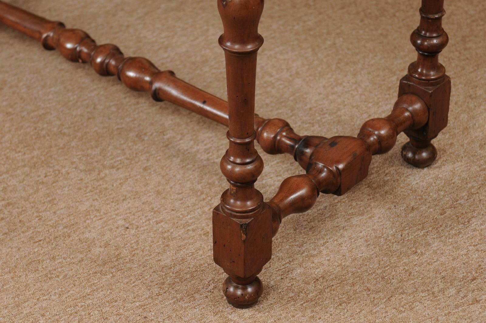 Italian Baroque Walnut Serpentine Console Table, Late 17th Century 12