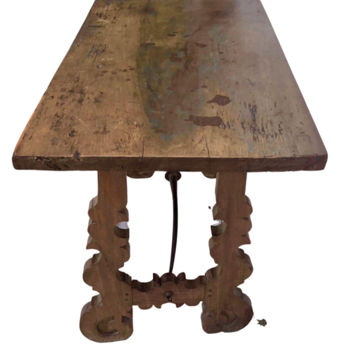 Italienischer Barock- Trestle-Tisch aus Nussbaumholz (18. Jahrhundert und früher) im Angebot