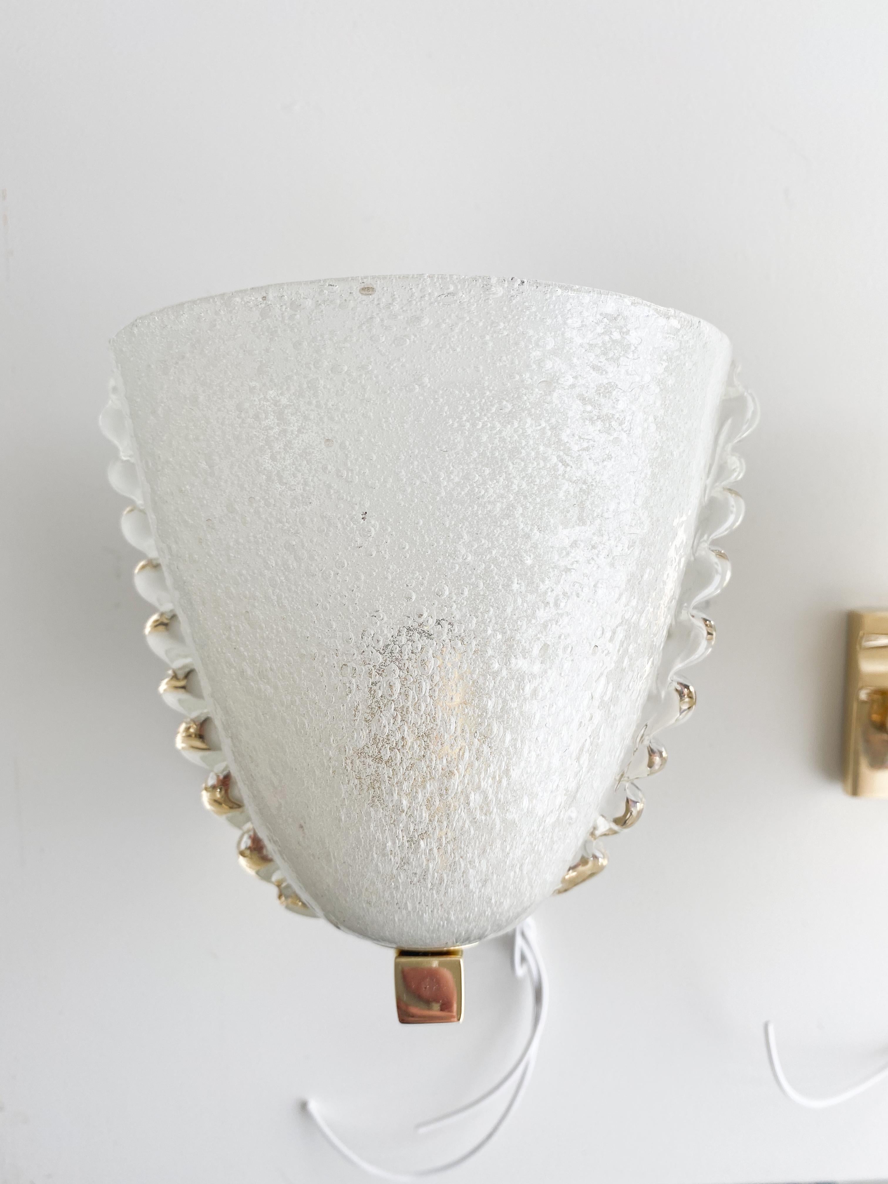 Italian Barovier Scalloped Glass Sconces In Good Condition In Los Angeles, CA