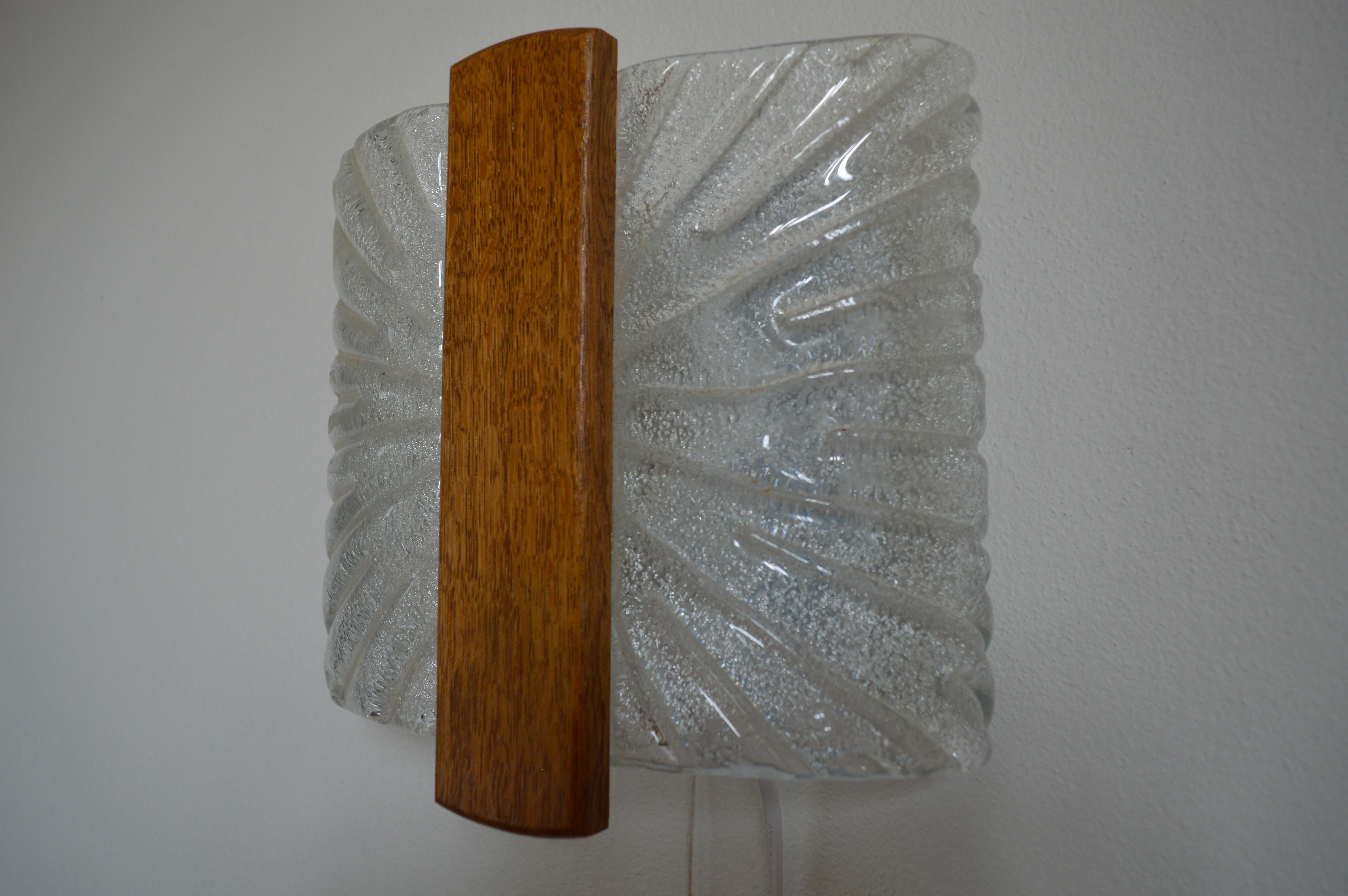 Late 20th Century Italian Barovier & Toso Sconces Wall Light Murano, Ice Glass Lamp, 1970s