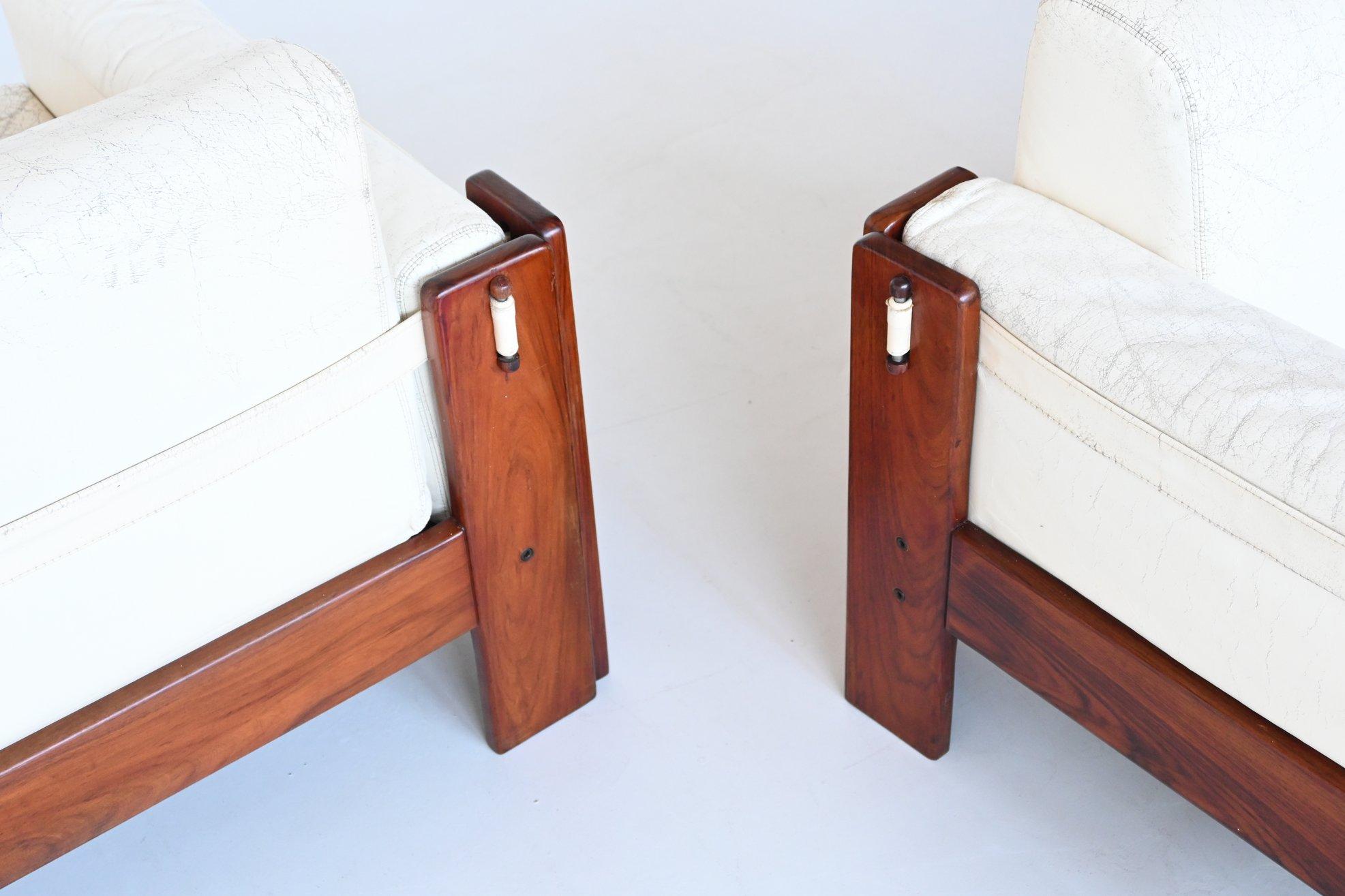 Italian Bastiano Style Lounge Chairs Rosewood and White Leather, Italy, 1970 5