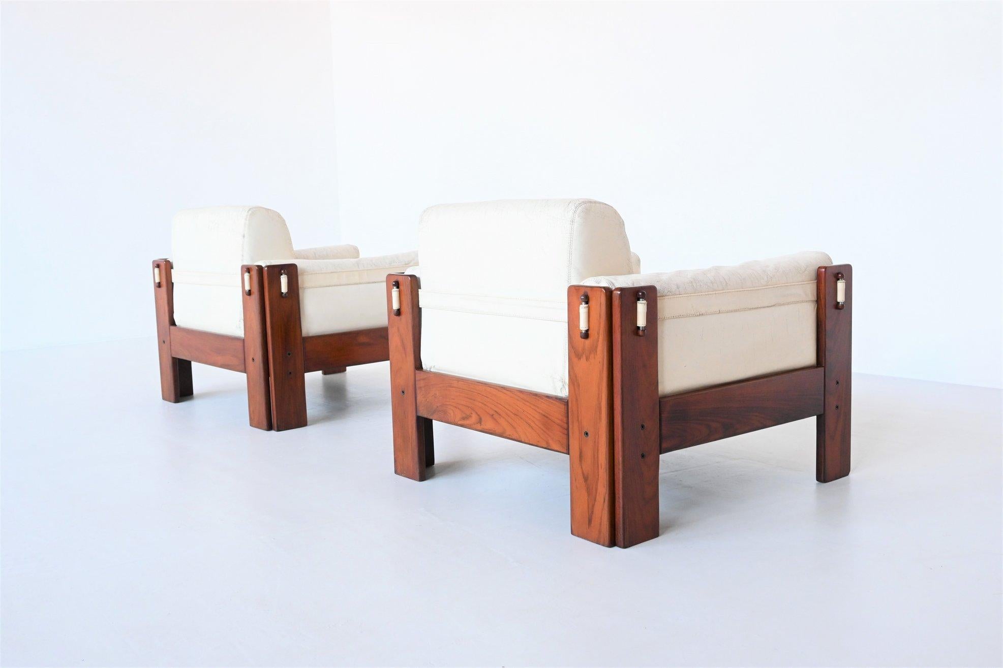 Italian Bastiano Style Lounge Chairs Rosewood and White Leather, Italy, 1970 In Good Condition In Etten-Leur, NL