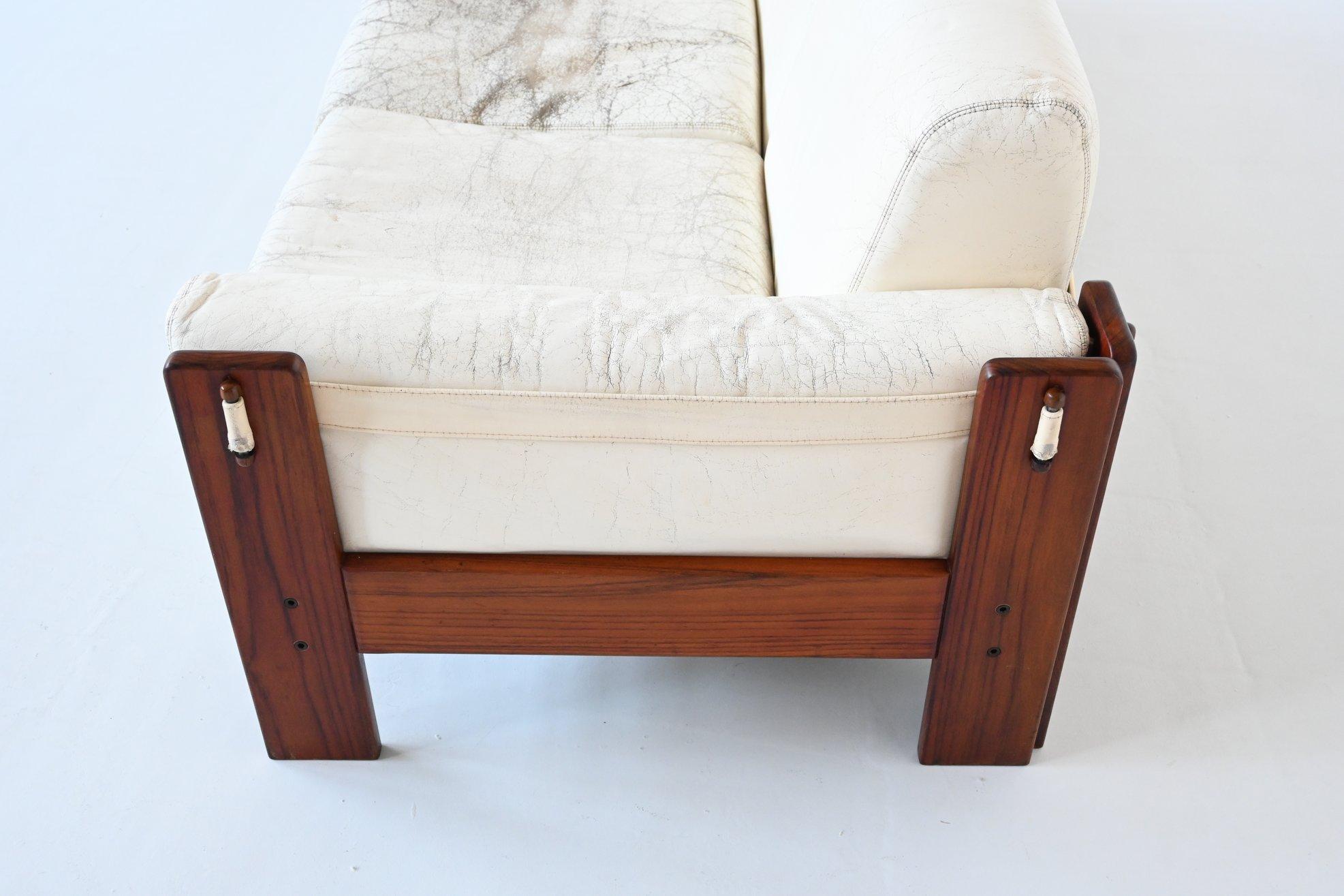 Italian Bastiano Style Lounge Sofa Rosewood and White Leather, Italy, 1970 1