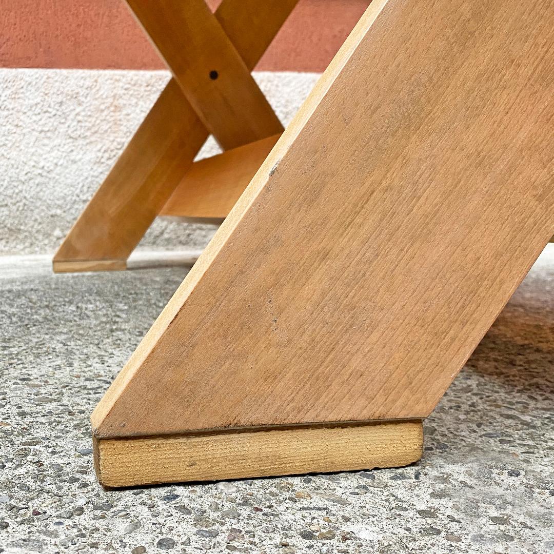 Table artisanale italienne Bauhaus en bois massif de Gerrit Rietveld pour Cassina, années 1980 en vente 13