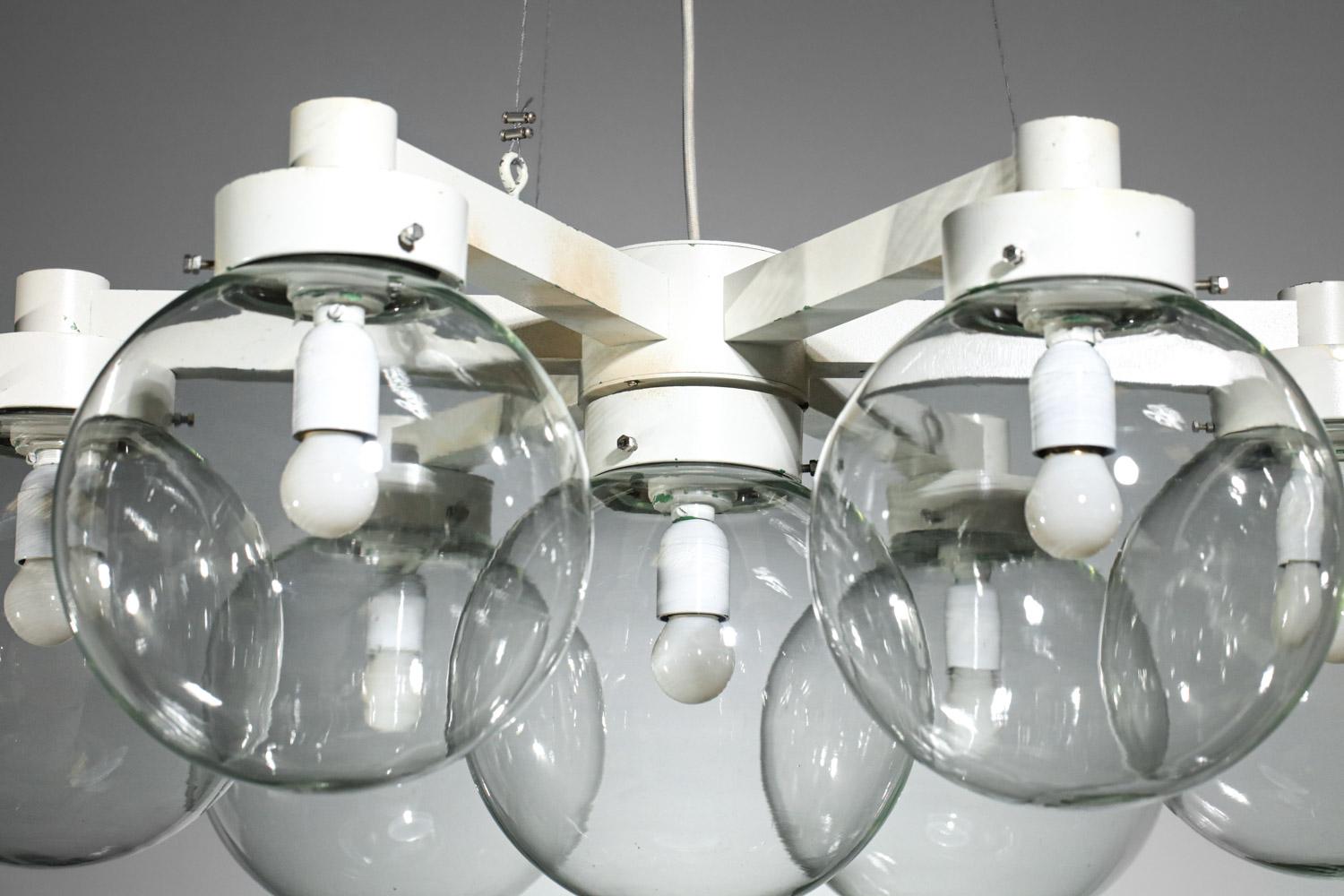 Italian BBPR studio style chandelier from the 70's in metal and glass  For Sale 5