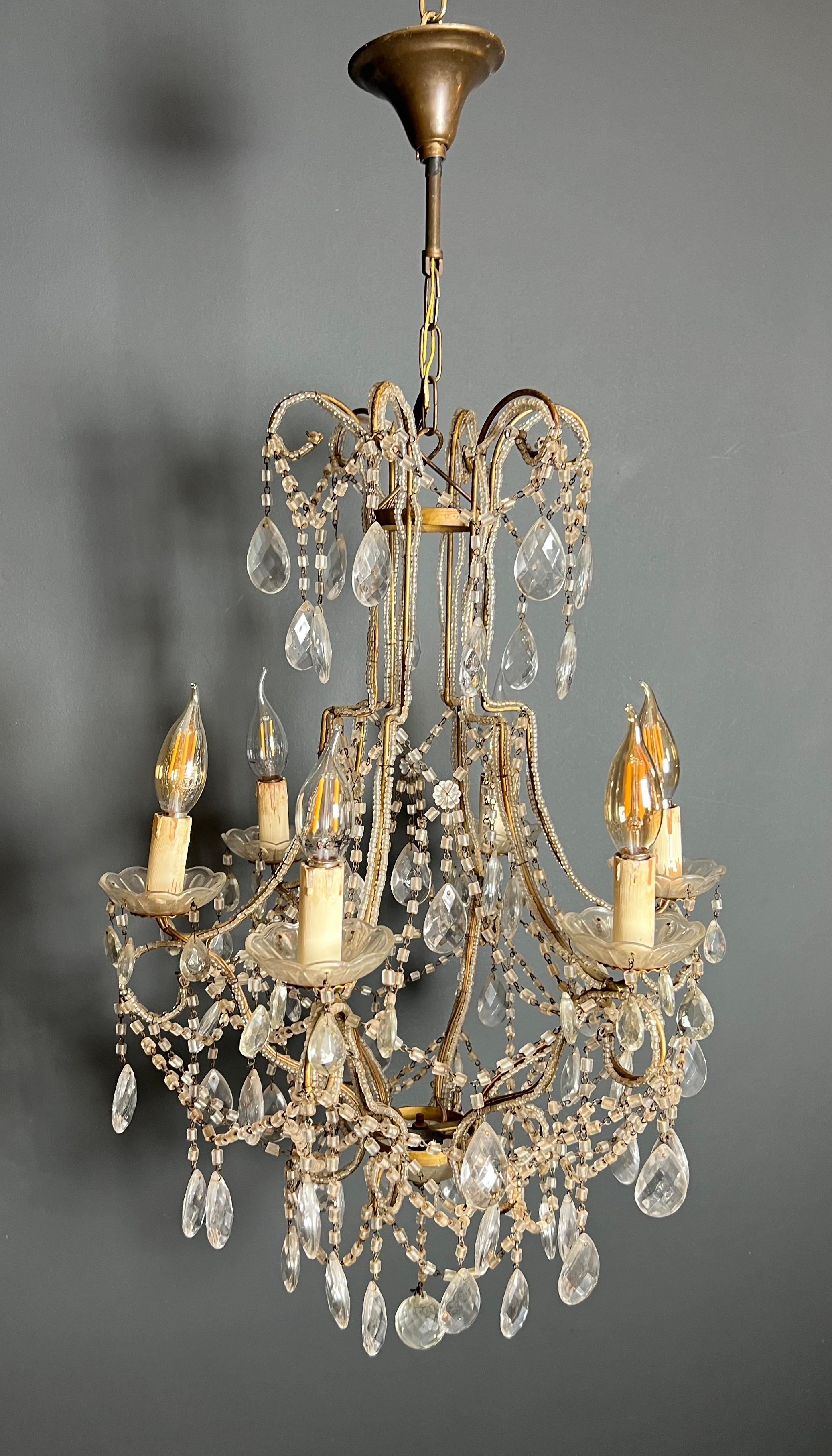 Lampadario italiano con perline e cristalli in vendita 10
