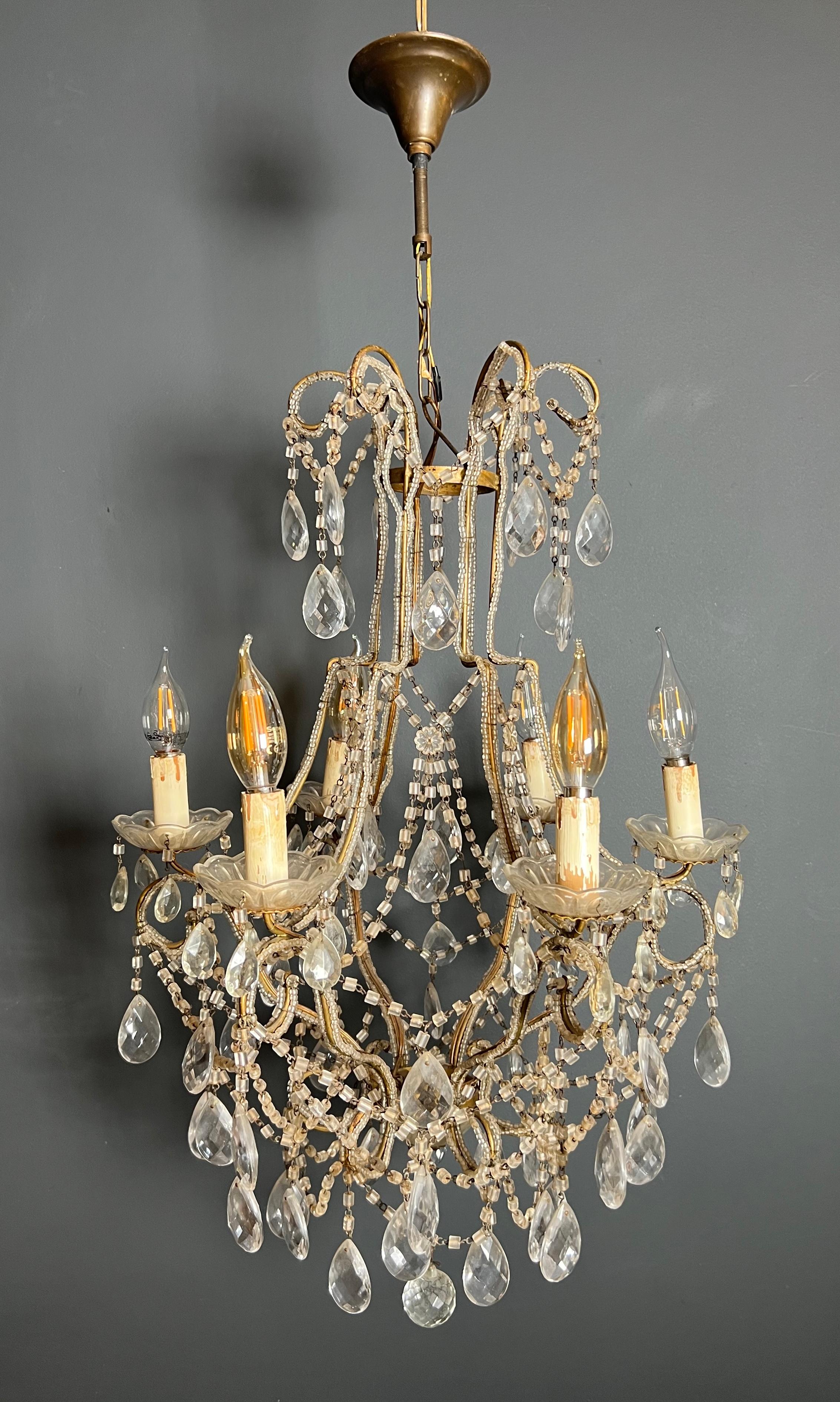 Lampadario italiano con perline e cristalli in vendita 12