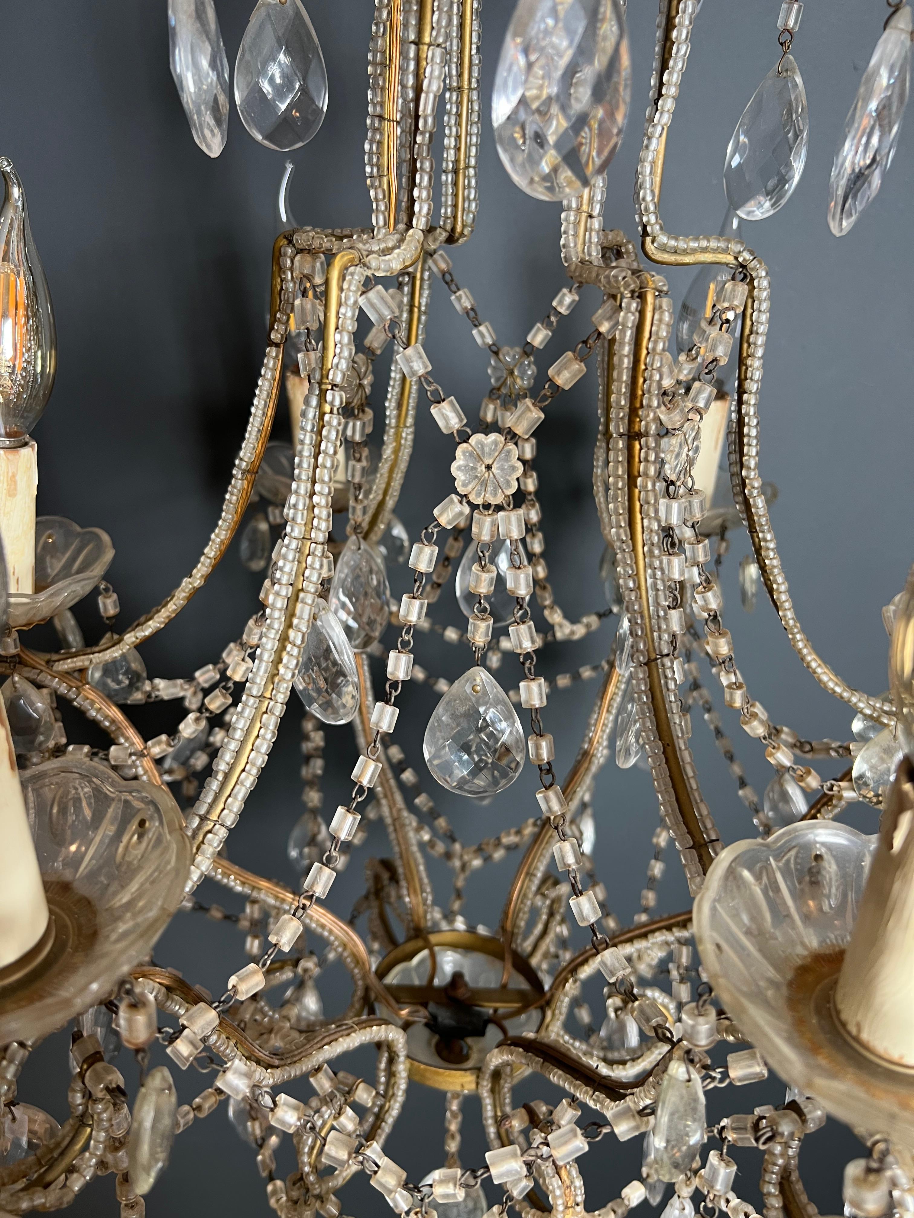 Lampadario italiano con perline e cristalli in vendita 1