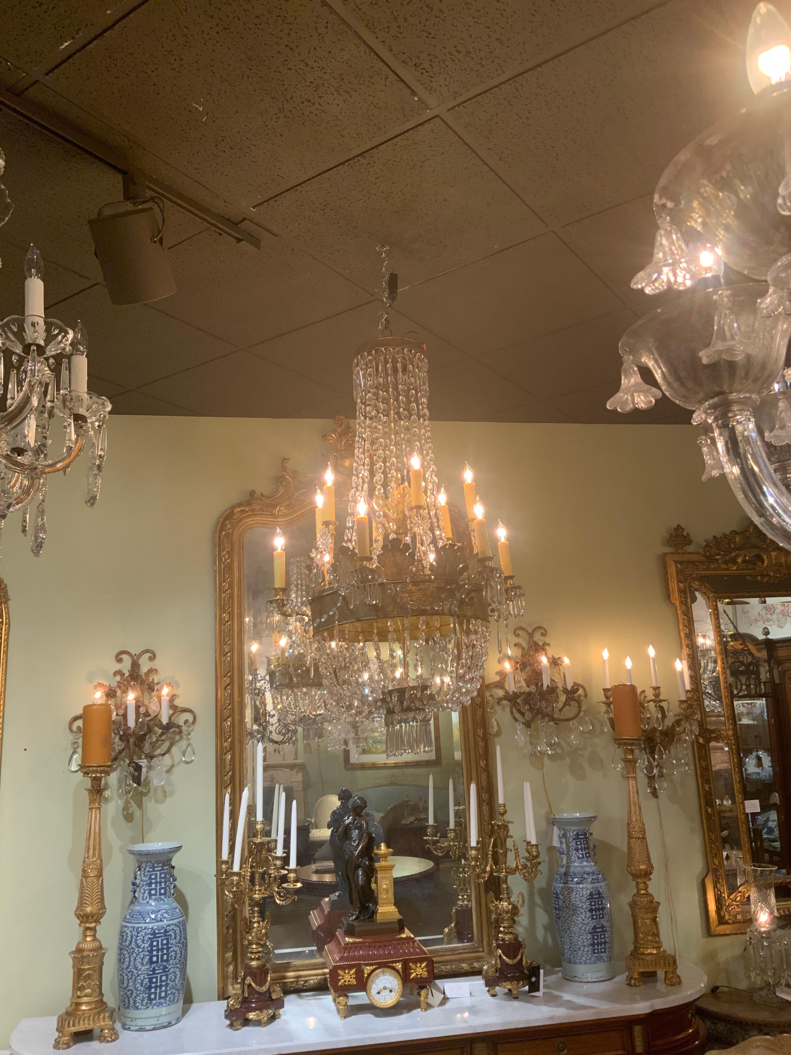 Italiano Italian beaded and gilt metal tall chandelier with 14;lights in vendita