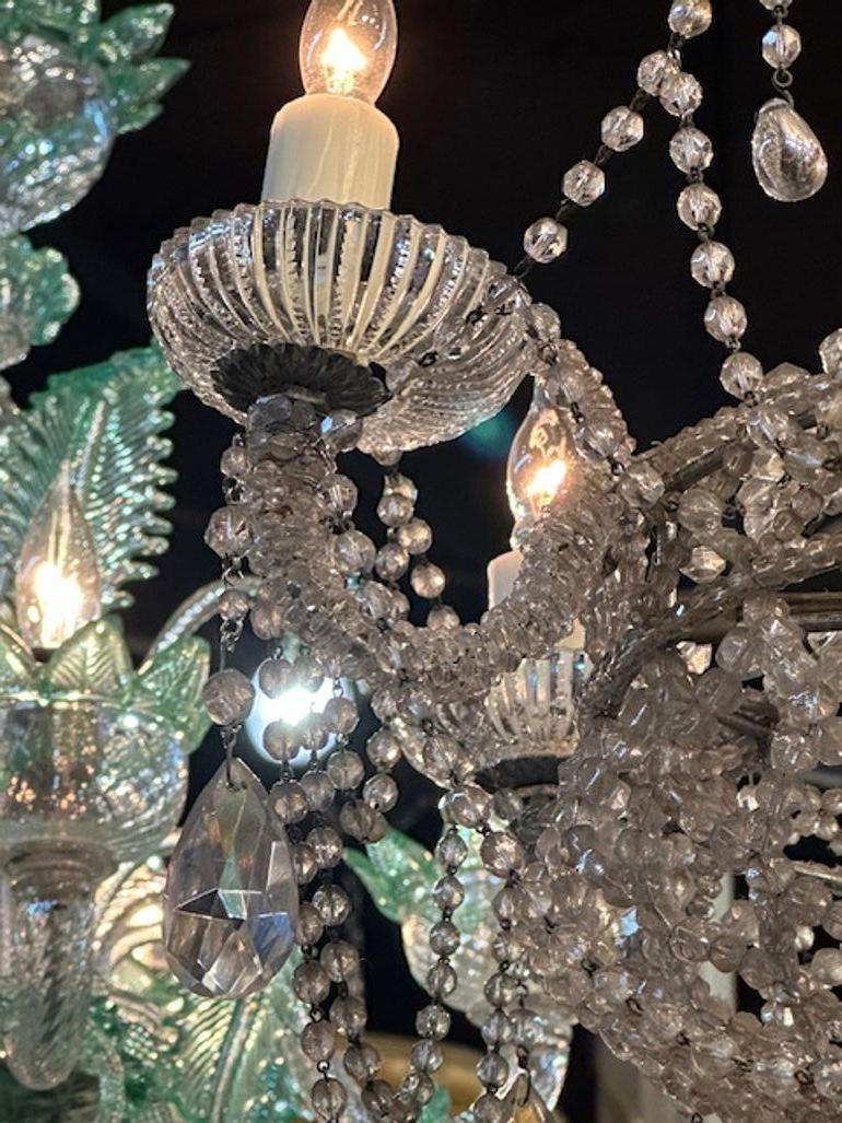 Italienischer Korb-Kronleuchter mit Perlen (Kristall) im Angebot