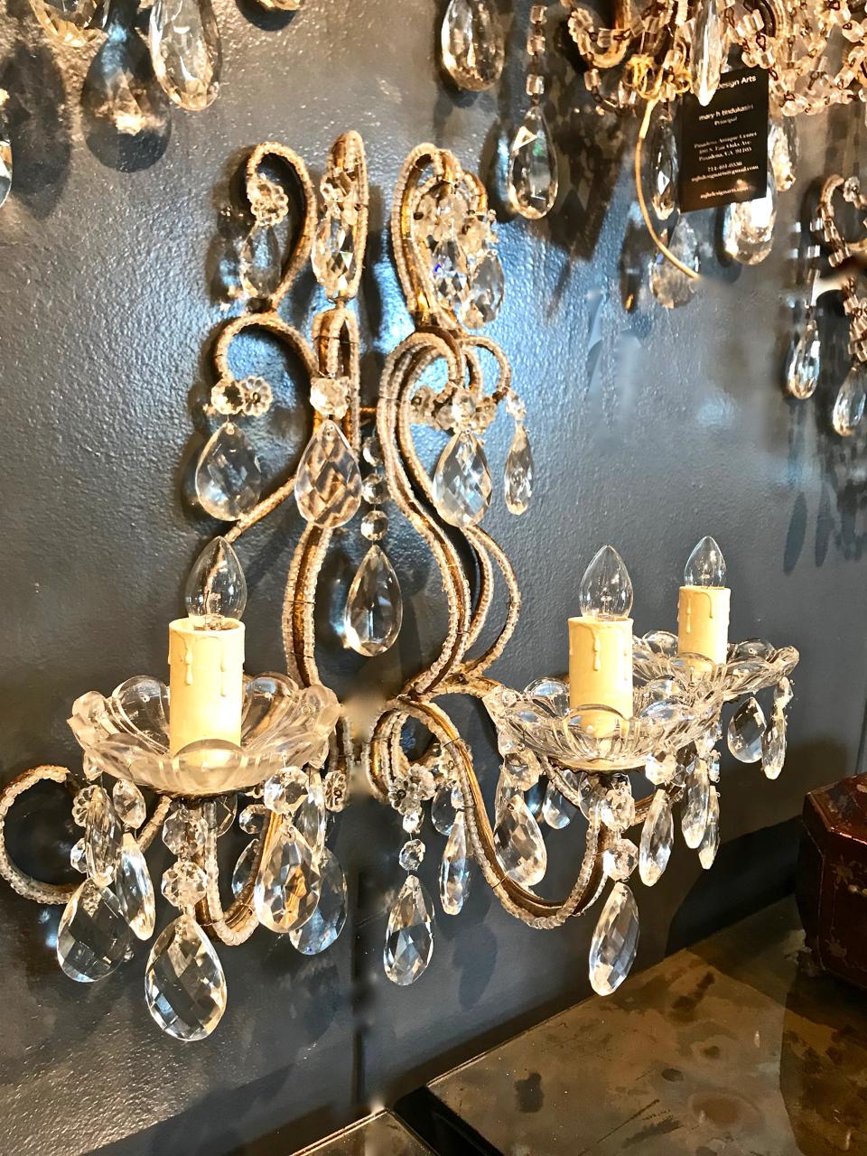 Italian Beaded Sconce In Good Condition For Sale In Pasadena, CA