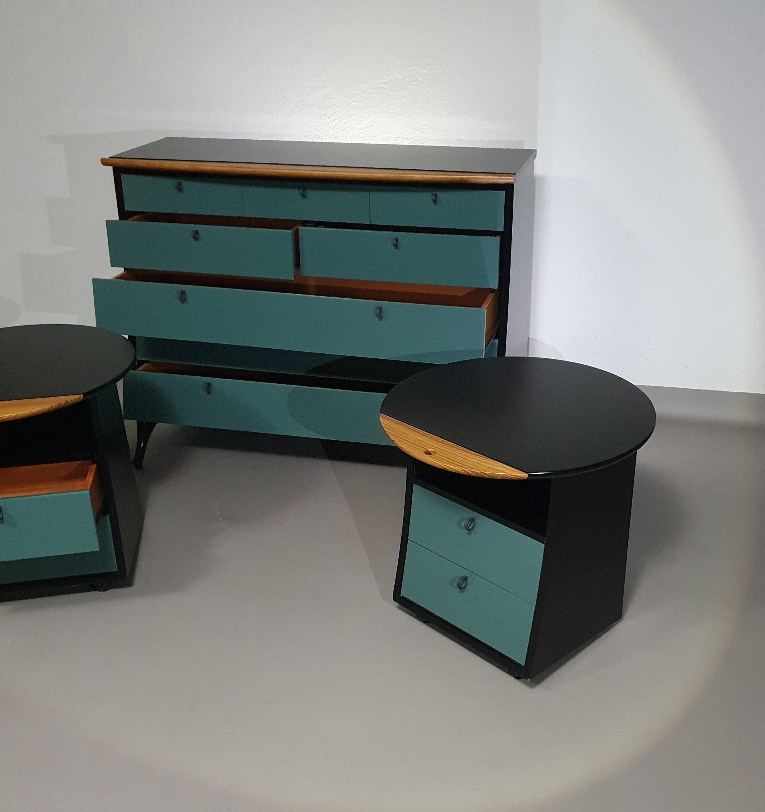 Tables de chevet italiennes d'Umberto Asnago pour Giorgetti Italia, 1982, lot de 3 en vente 3