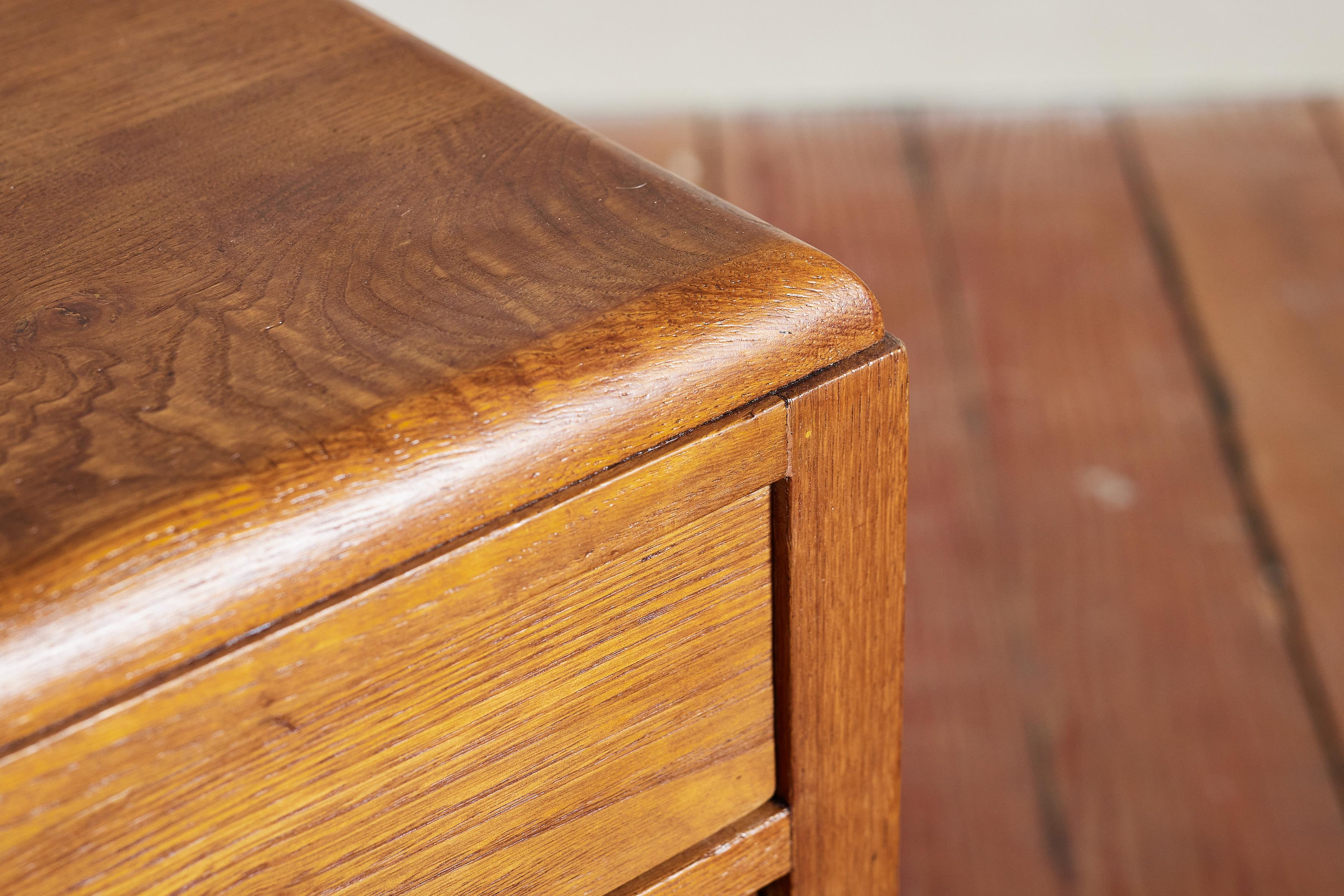 Italian Bedside Tables 6