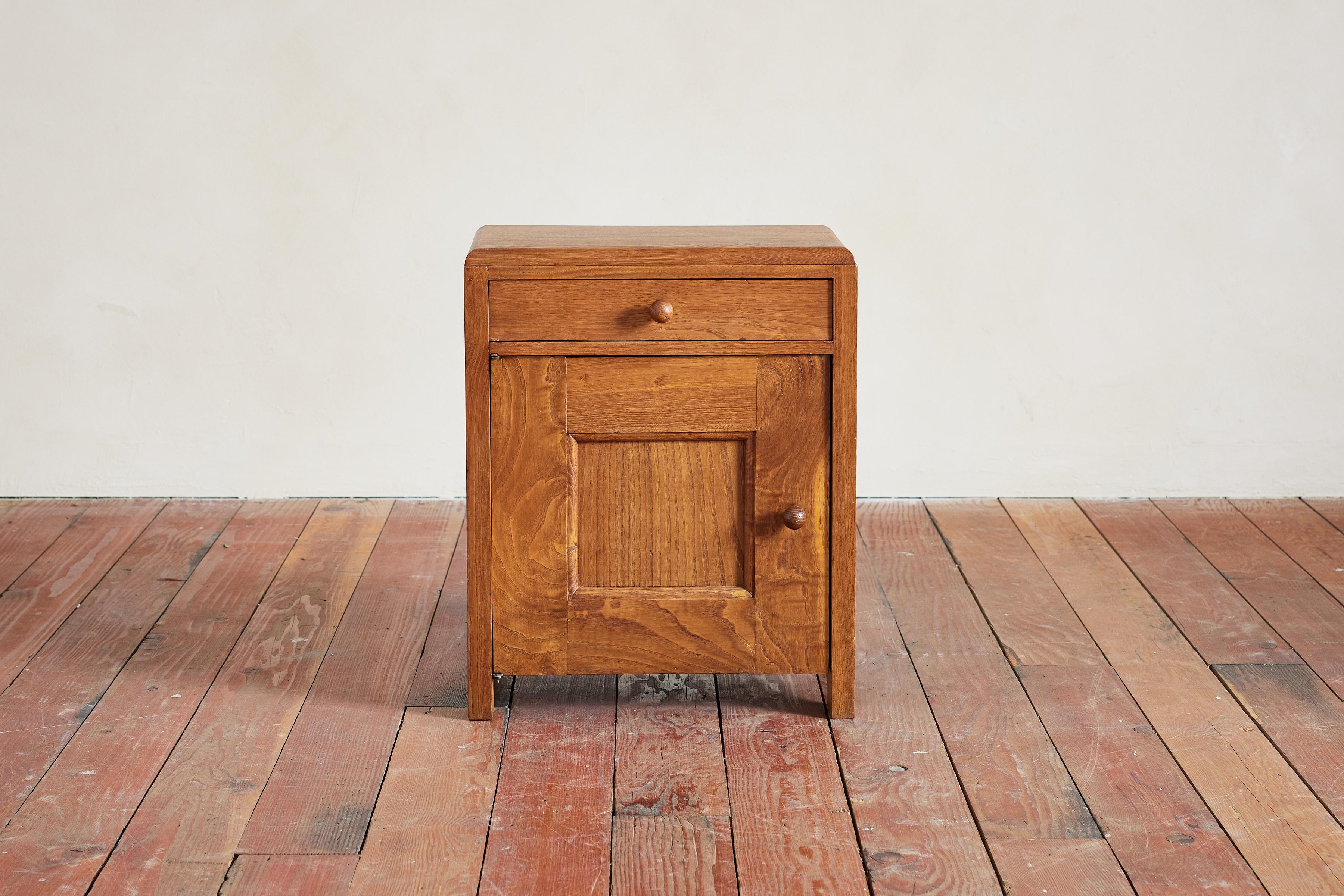 Italian Bedside Tables In Good Condition In Beverly Hills, CA