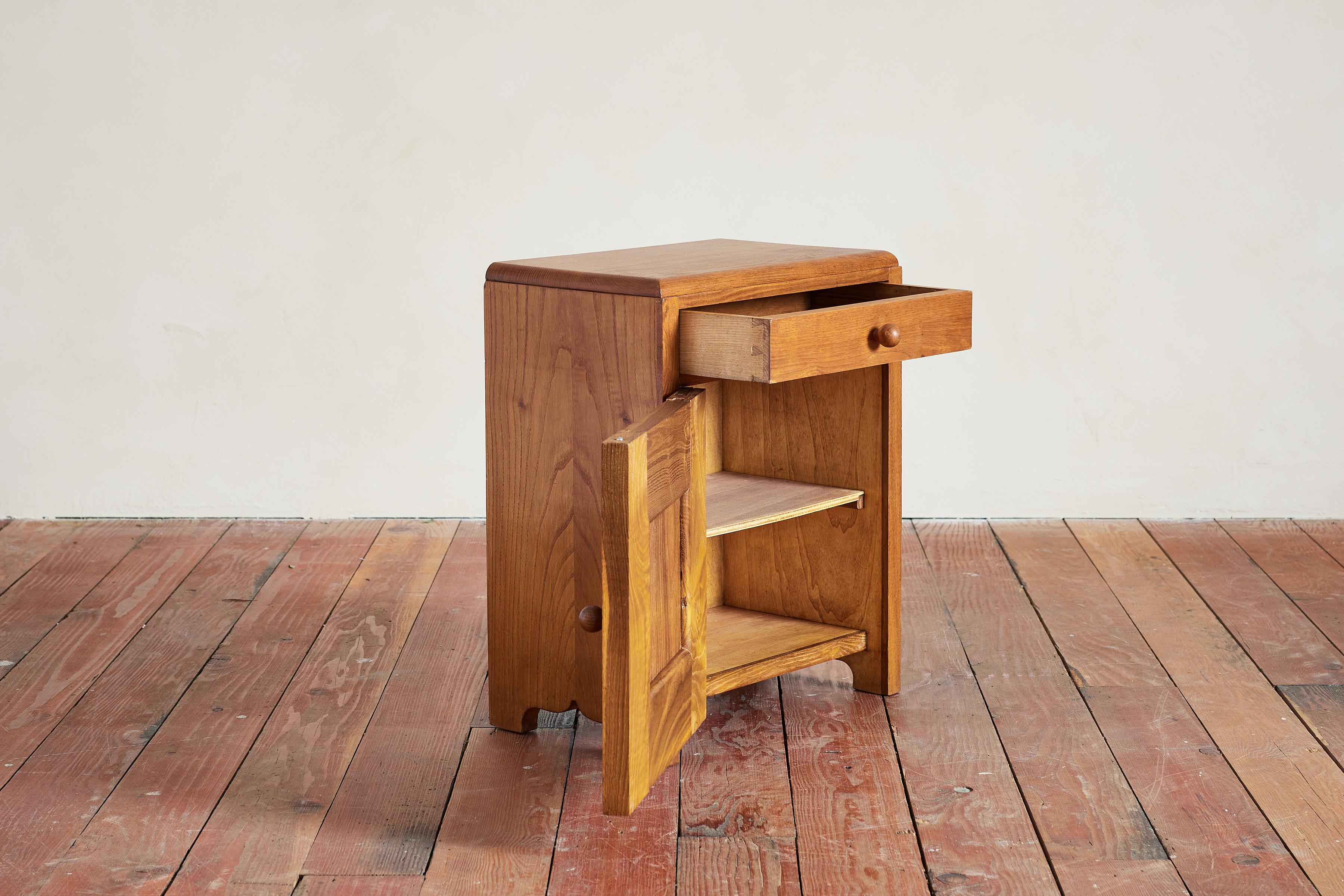Italian Bedside Tables 1