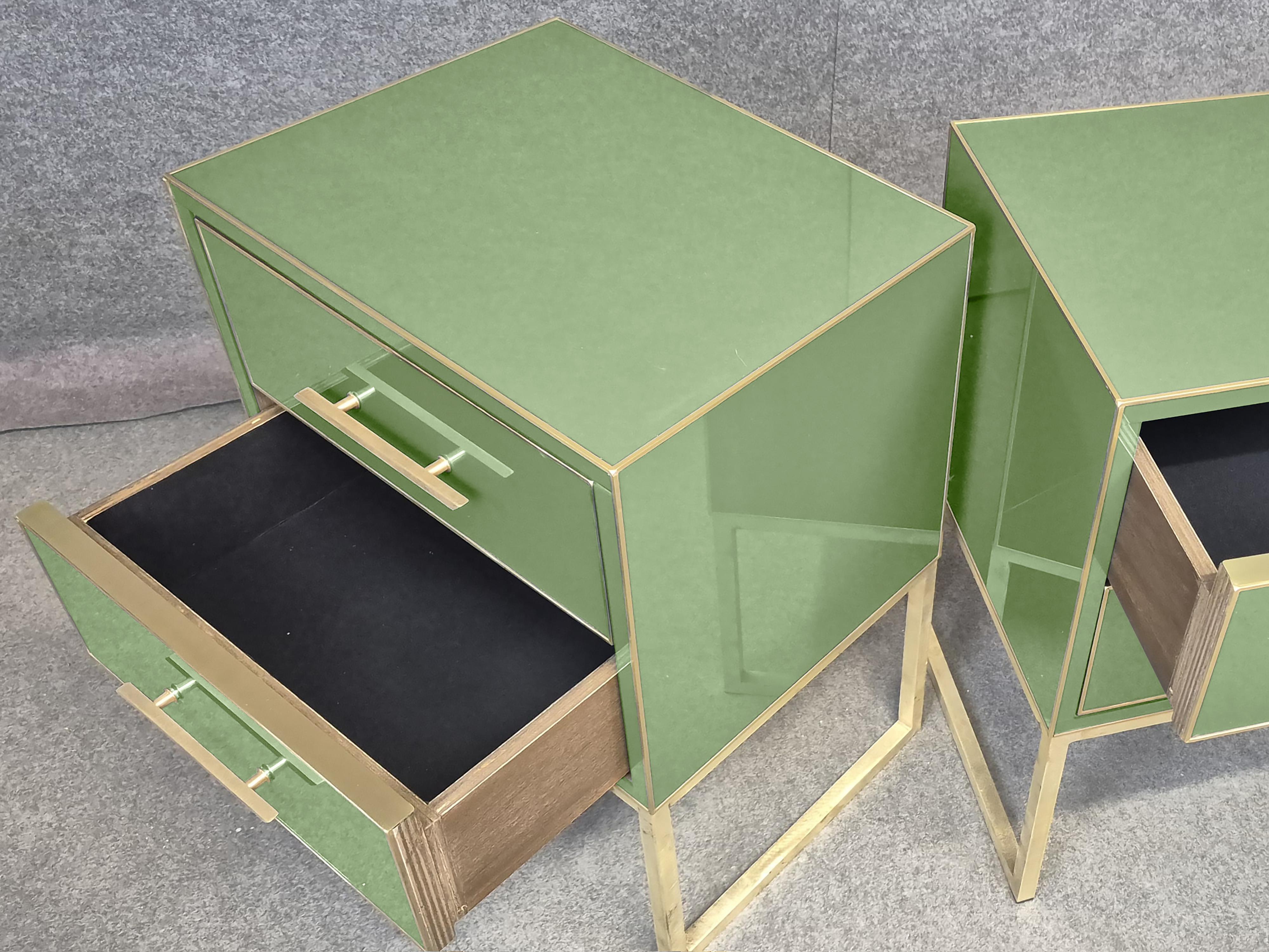 Welded Italian Bedside Tables Green Murano Glass with Brass Fittings & Black Velvet JF For Sale