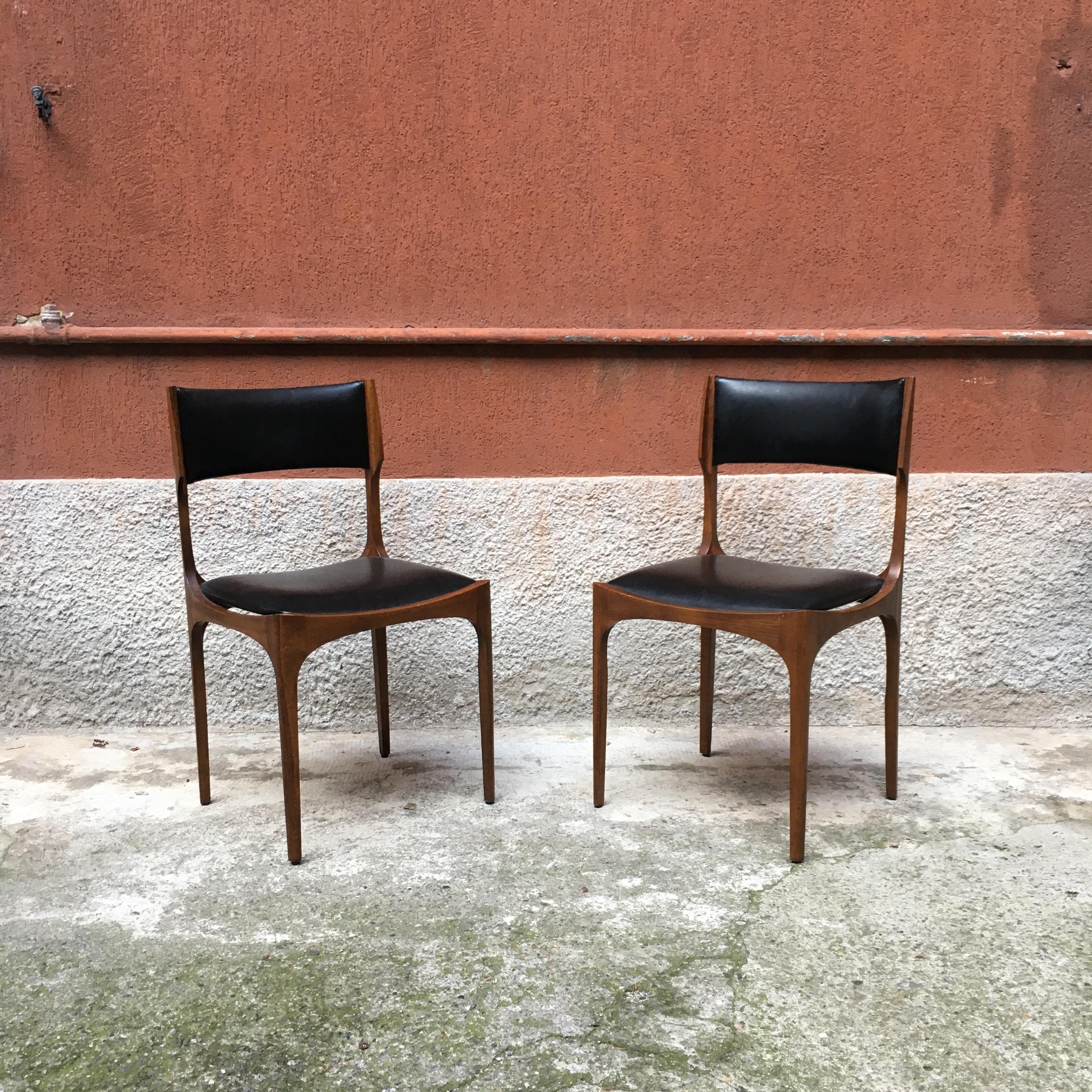 Italian beech and leather Elisabetta chairs by Gibellini for Sormani, 1963 Elisabetta chairs with beech wood structure and seat and back in vinyl leather Design by Giuseppe Gibellini and produced by Sormani since 1963 Very good condition.