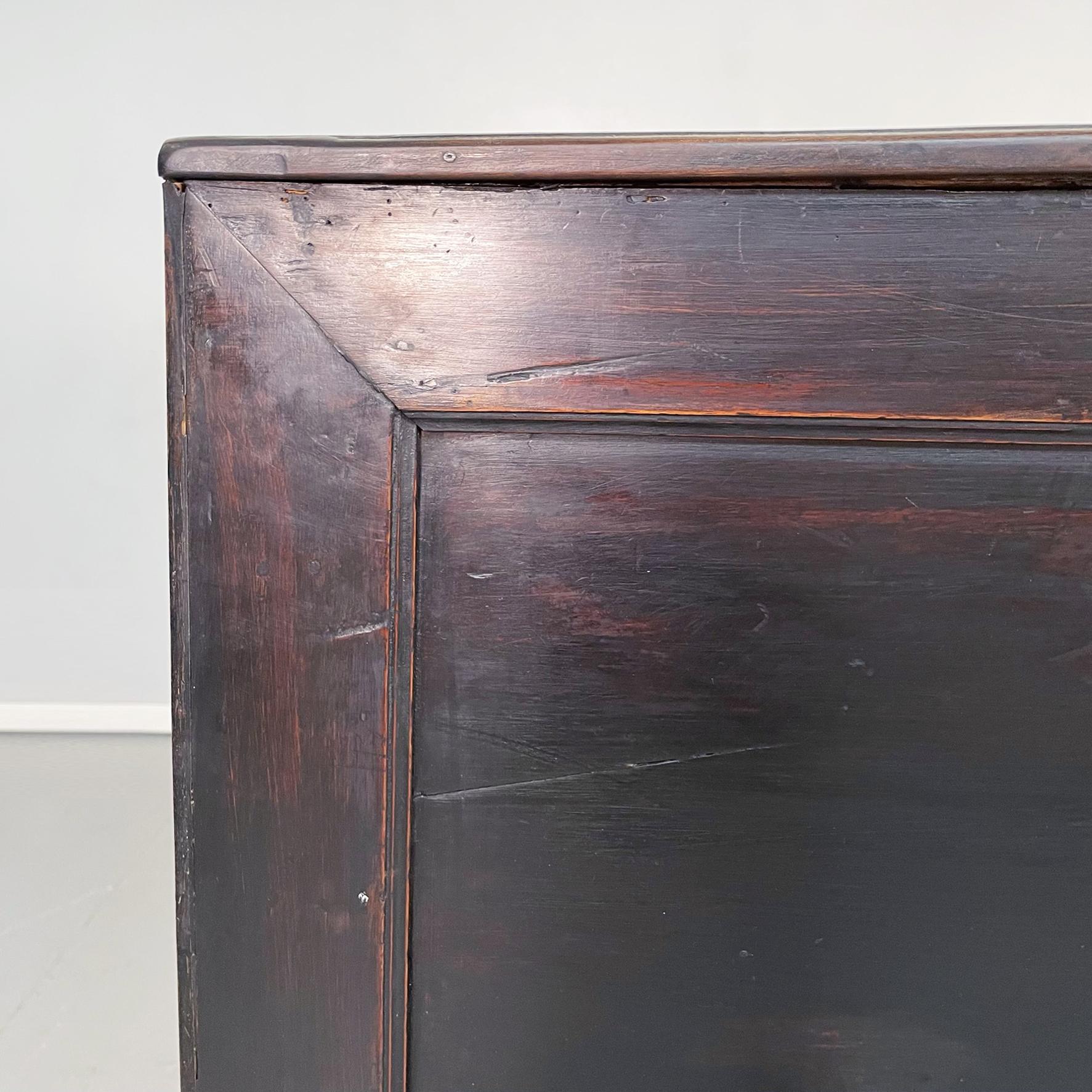 Italian Belle Époque antique Wooden chest of drawers, 1900s For Sale 10