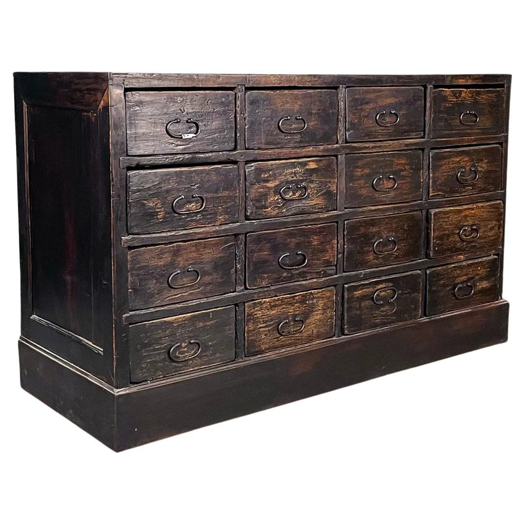 Italian Belle Époque antique Wooden chest of drawers, 1900s For Sale