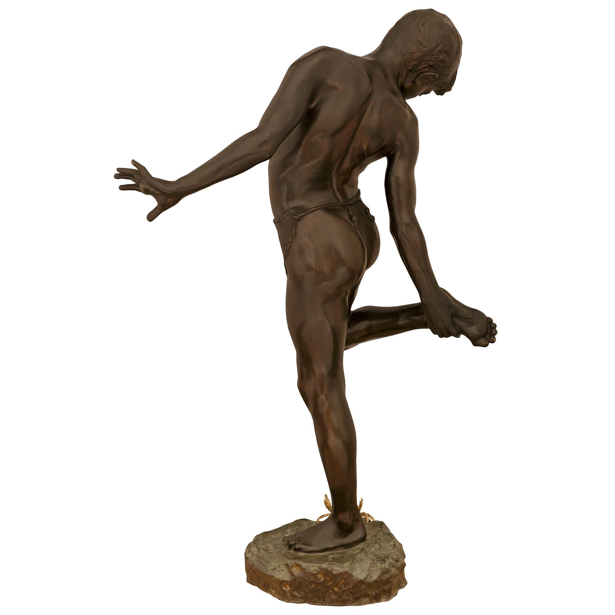 Italienische Bronzestatue aus der Belle Epoque-Periode mit dem Titel Il Granchio, signiert von De Lotto im Angebot 7