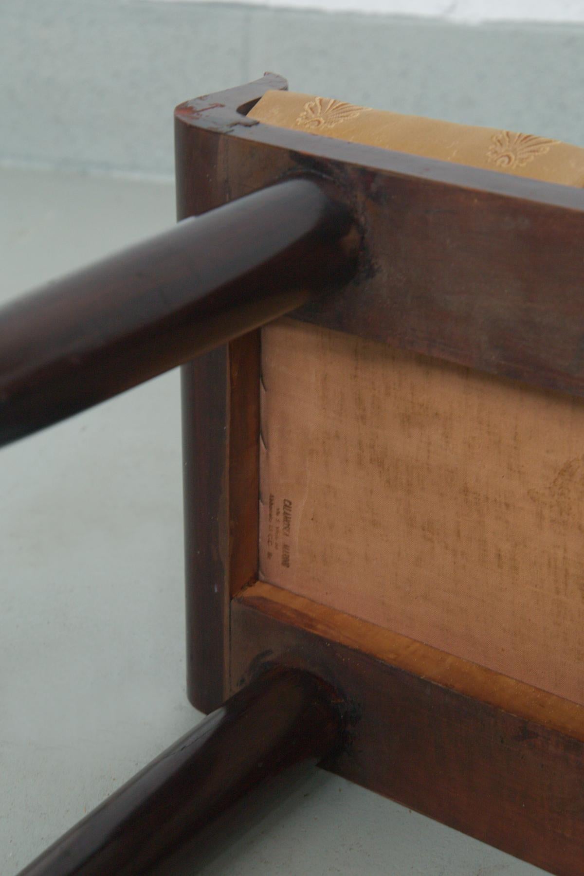 Italienische Bank von Paolo Buffa, mit originalem Goldsatin-Stoff im Angebot 4