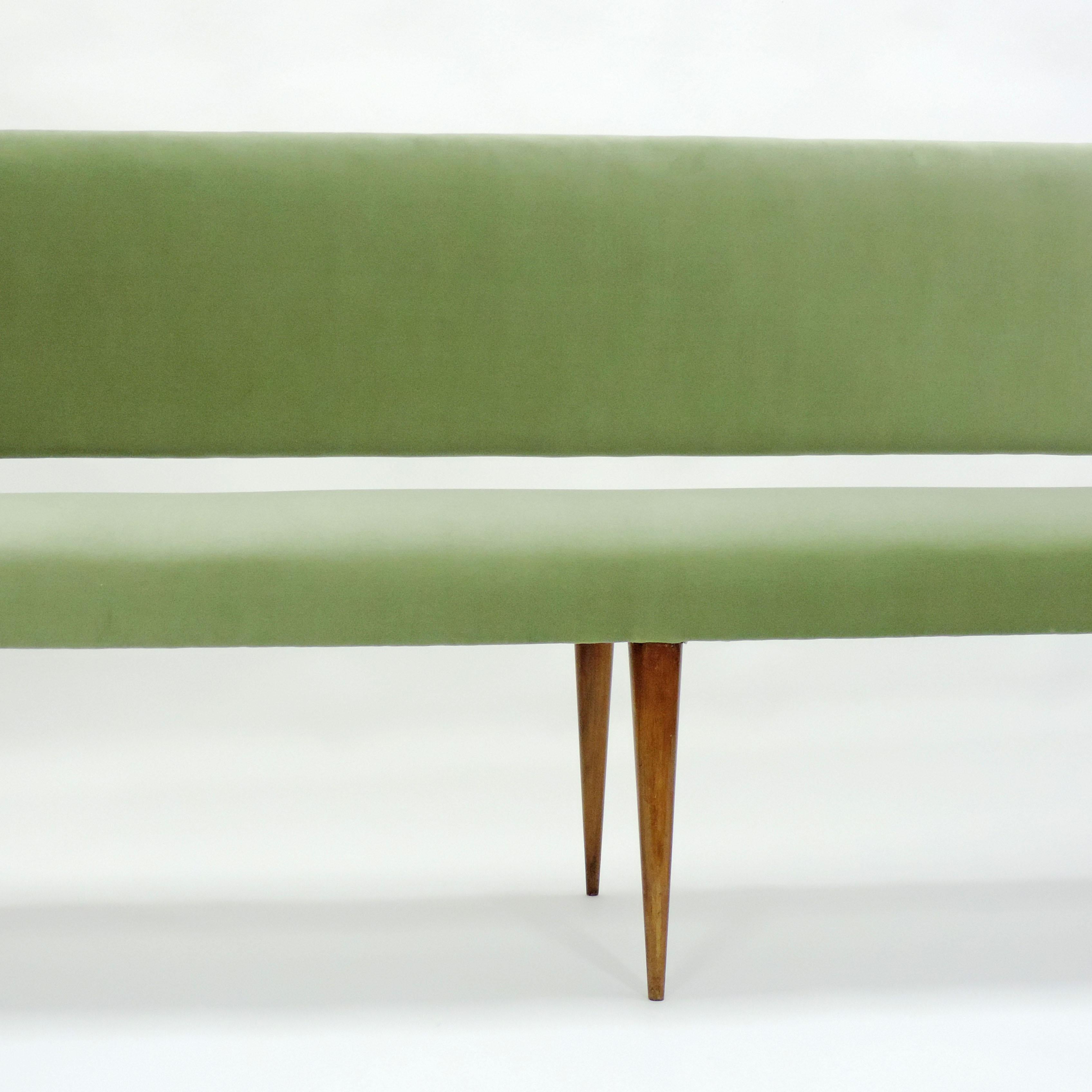 Mid-Century Modern Banc / canapé italien avec dossier suspendu:: Italie:: 1950 en vente