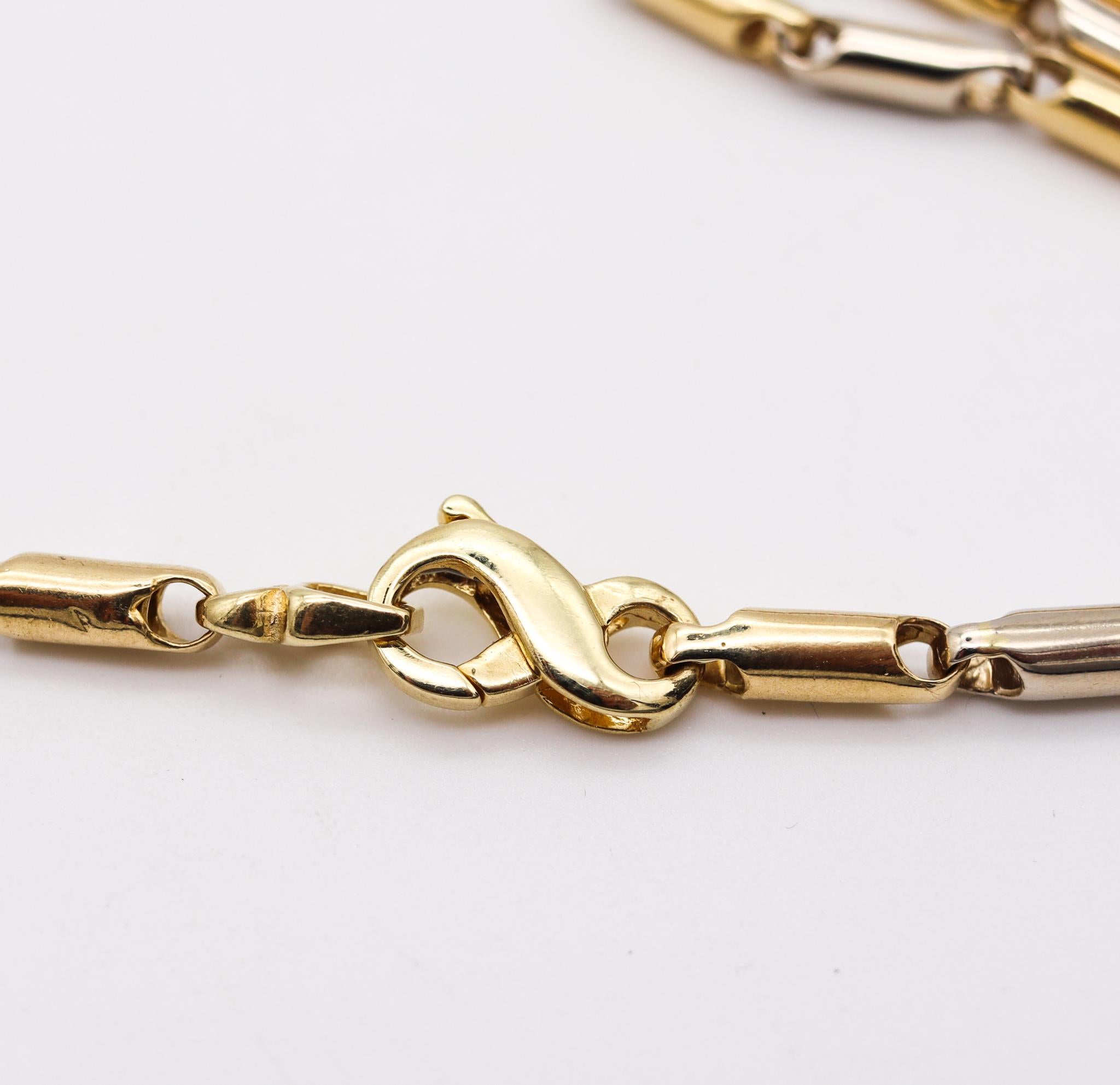 Italian Bi Color Tubular Chain of in 18kt Yellow and White Gold In Excellent Condition For Sale In Miami, FL