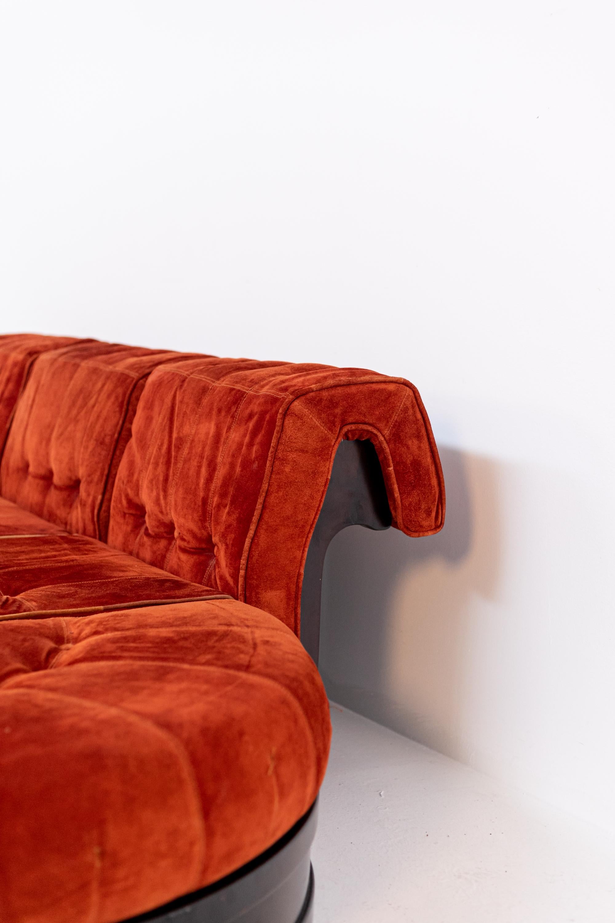 Italian Big Sofa Mod. Cancan by Luciano Frigerio in Orange Velvet and Side Table 7