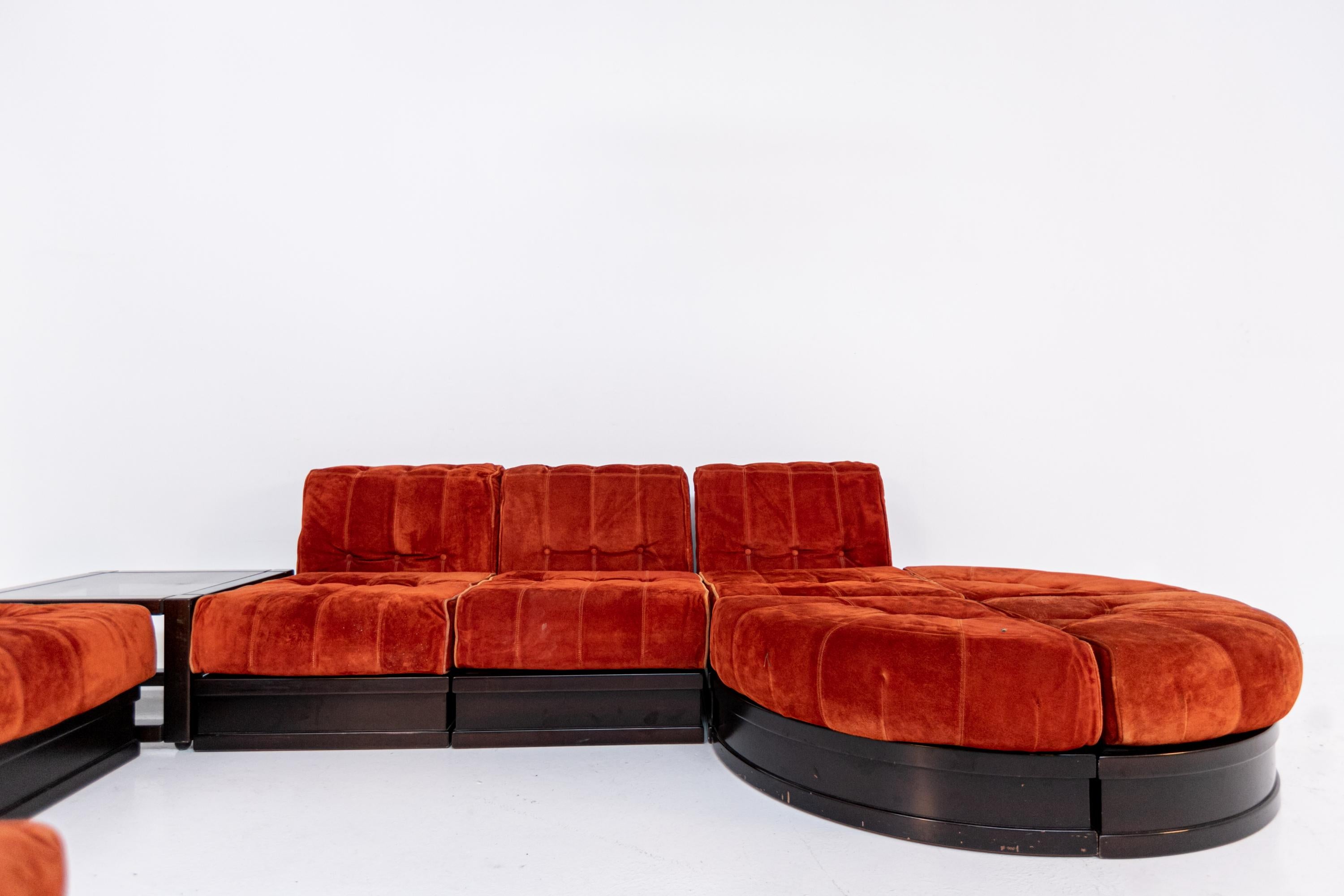 Italian Big Sofa Mod. Cancan by Luciano Frigerio in Orange Velvet and Side Table 8