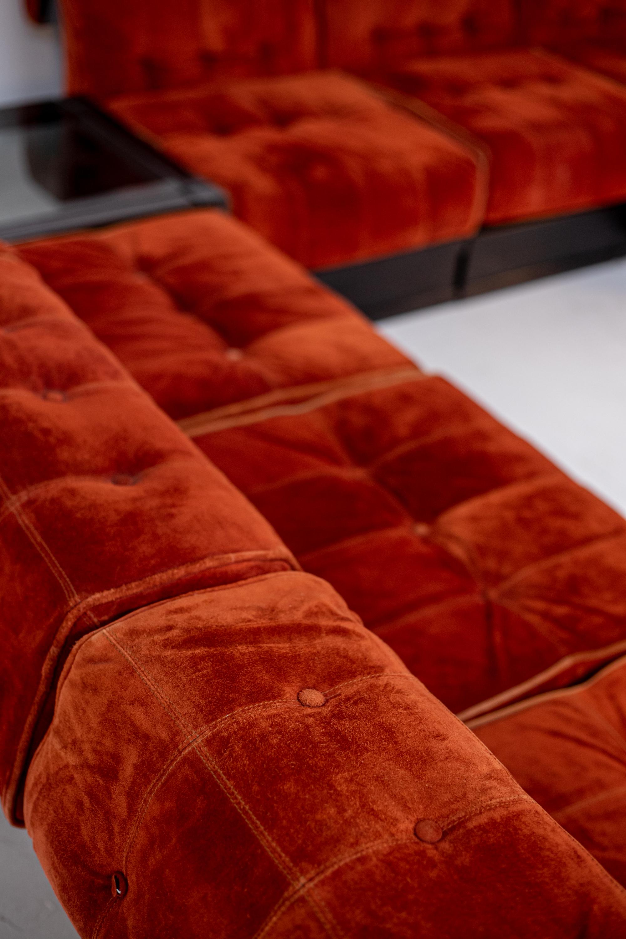 Italian Big Sofa Mod. Cancan by Luciano Frigerio in Orange Velvet and Side Table 13