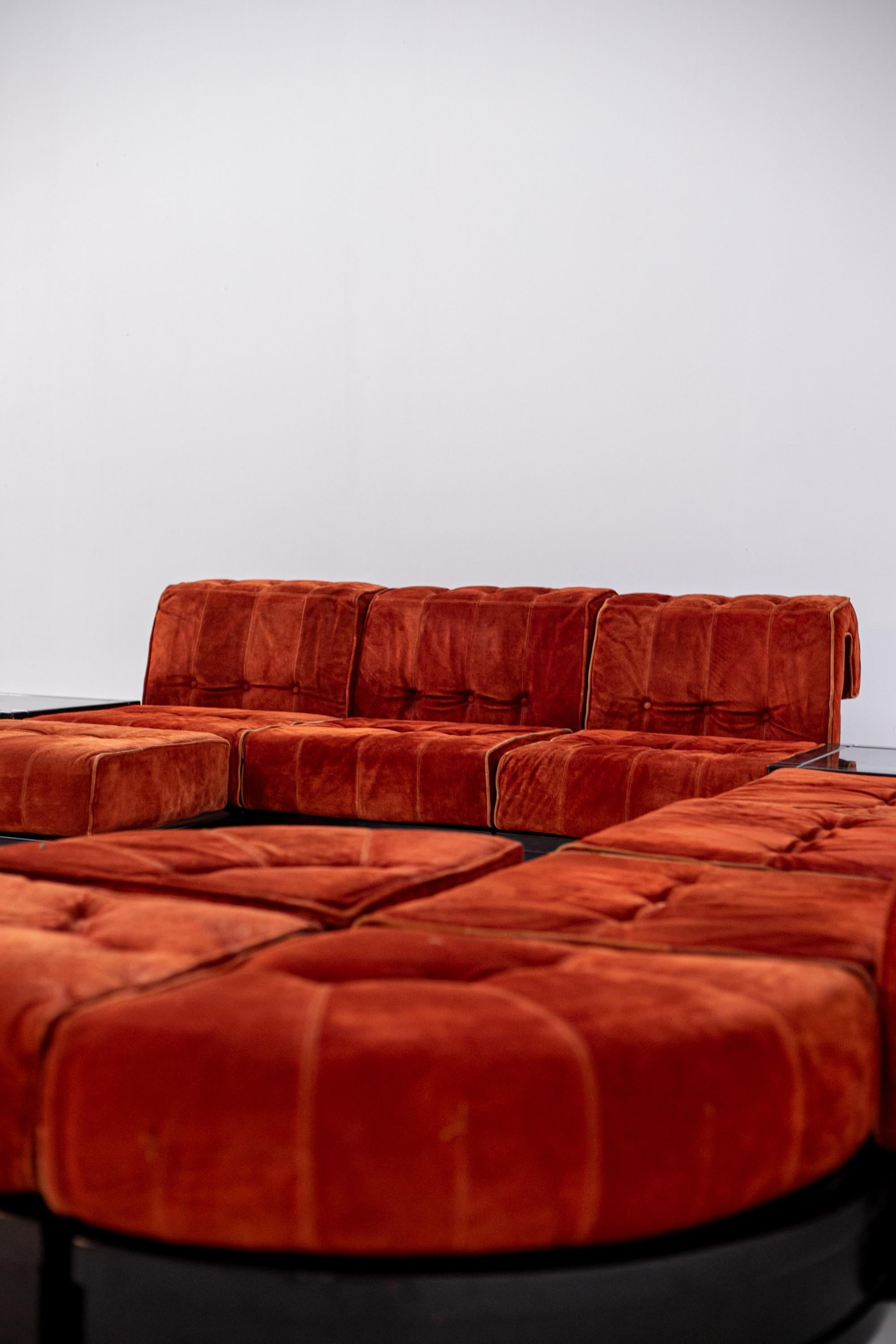 Mid-Century Modern Italian Big Sofa Mod. Cancan by Luciano Frigerio in Orange Velvet and Side Table