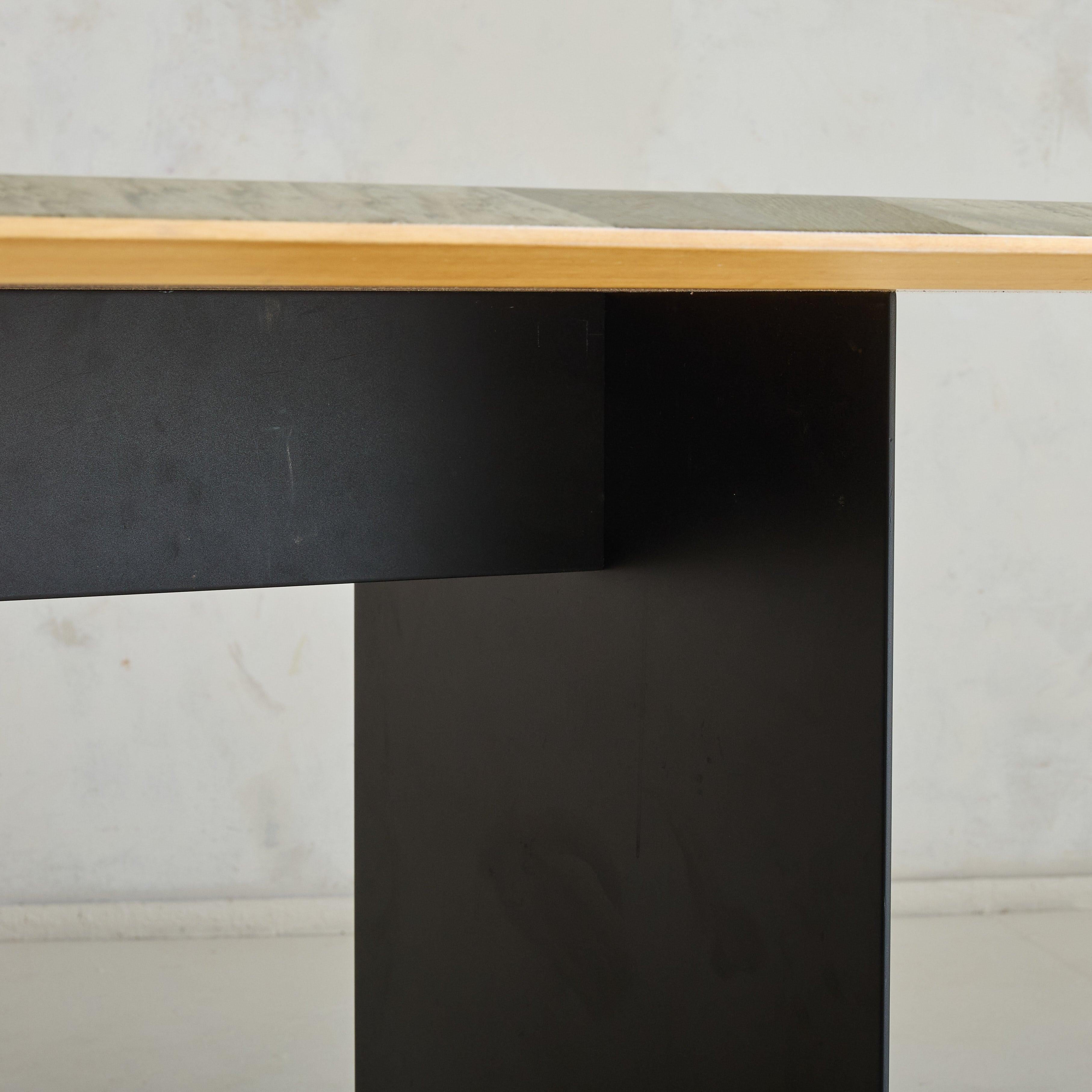 Late 20th Century Italian Birdseye Maple Dining Table by Giovanni Offredi for Saporiti, 1980s For Sale
