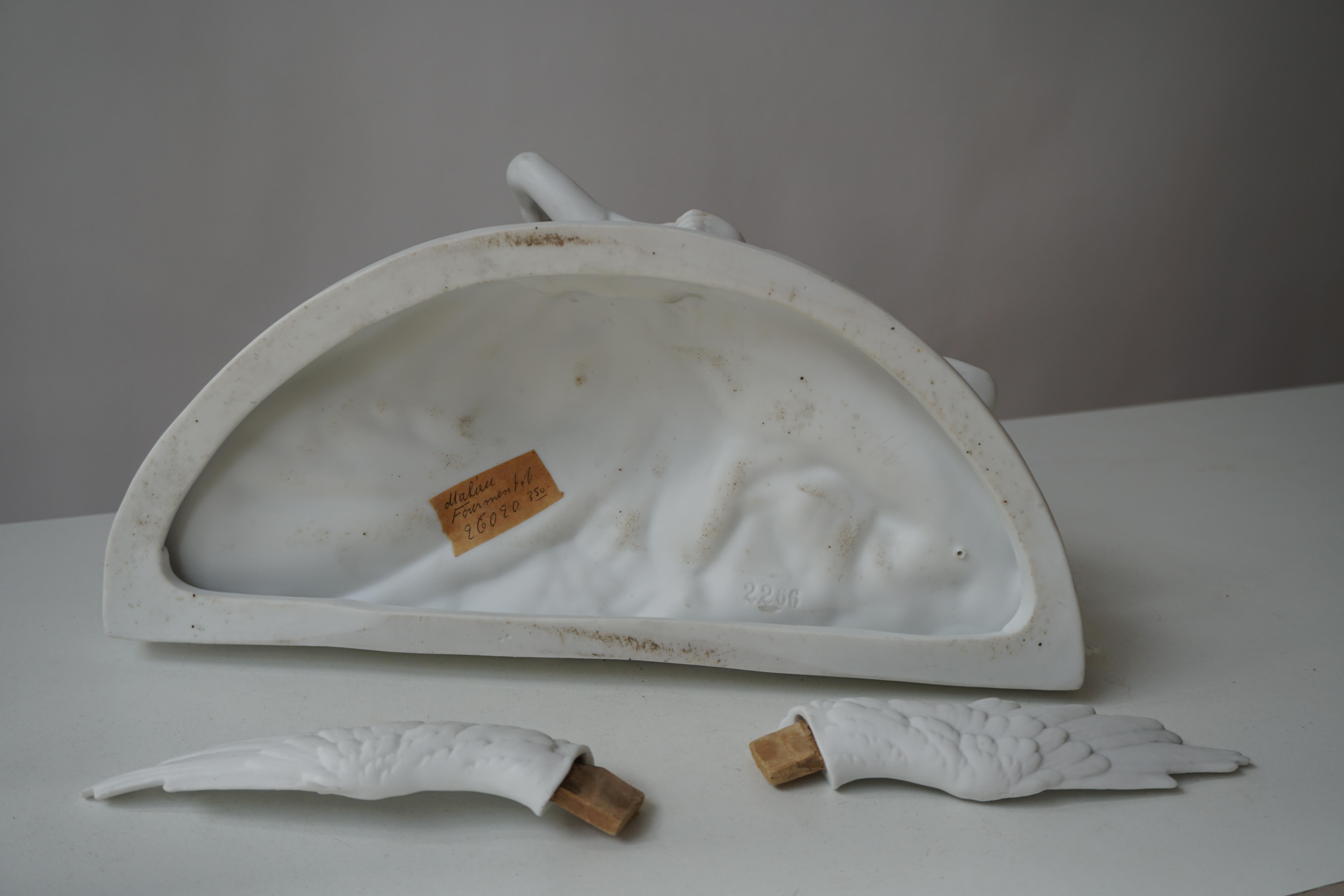 Italian Biscuit Porcelain “Psyche Revived by Cupid’s Kiss”, circa 1900 For Sale 10