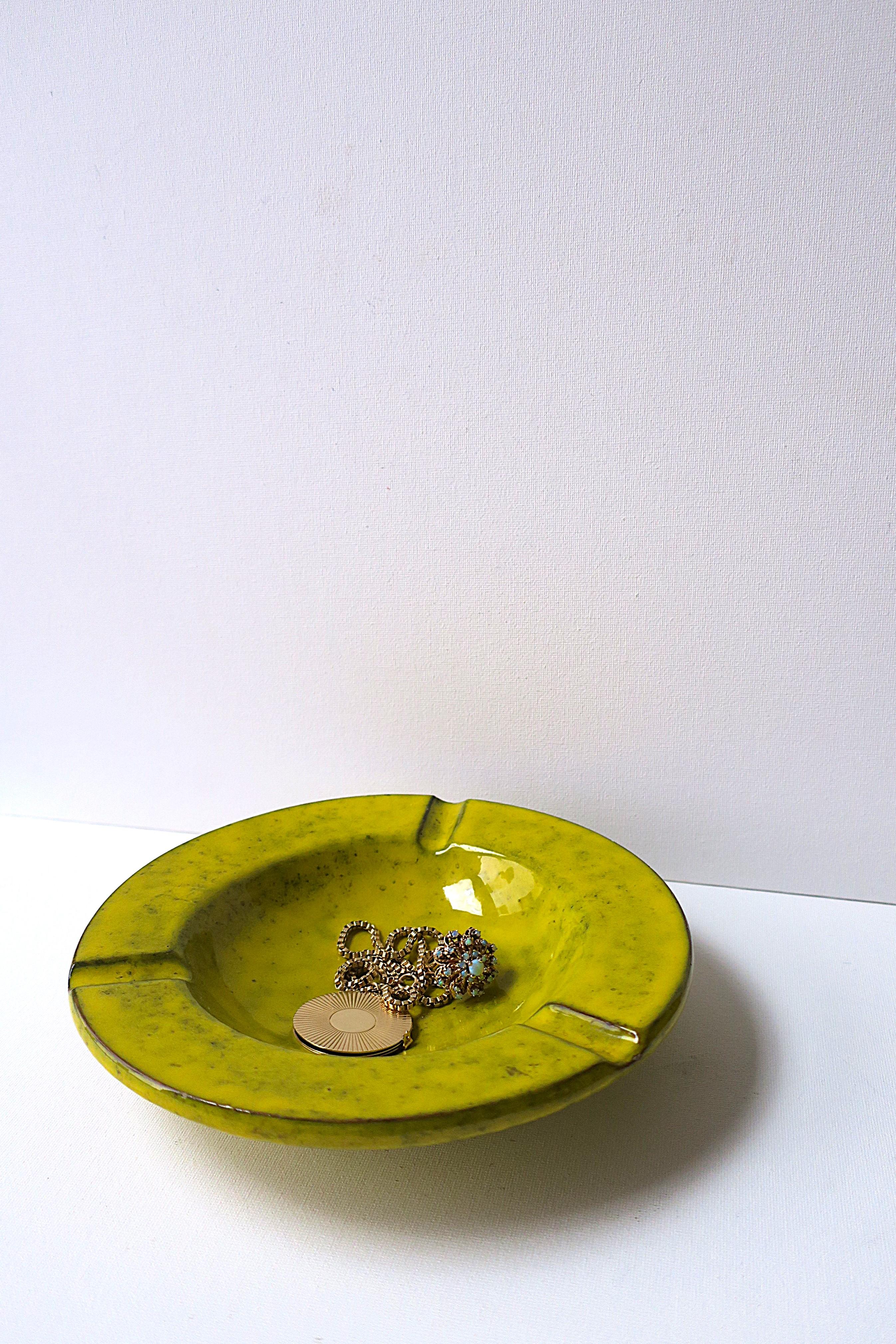 Italian Bitossi Netter Attri. Ashtray Catchall For Sale 2