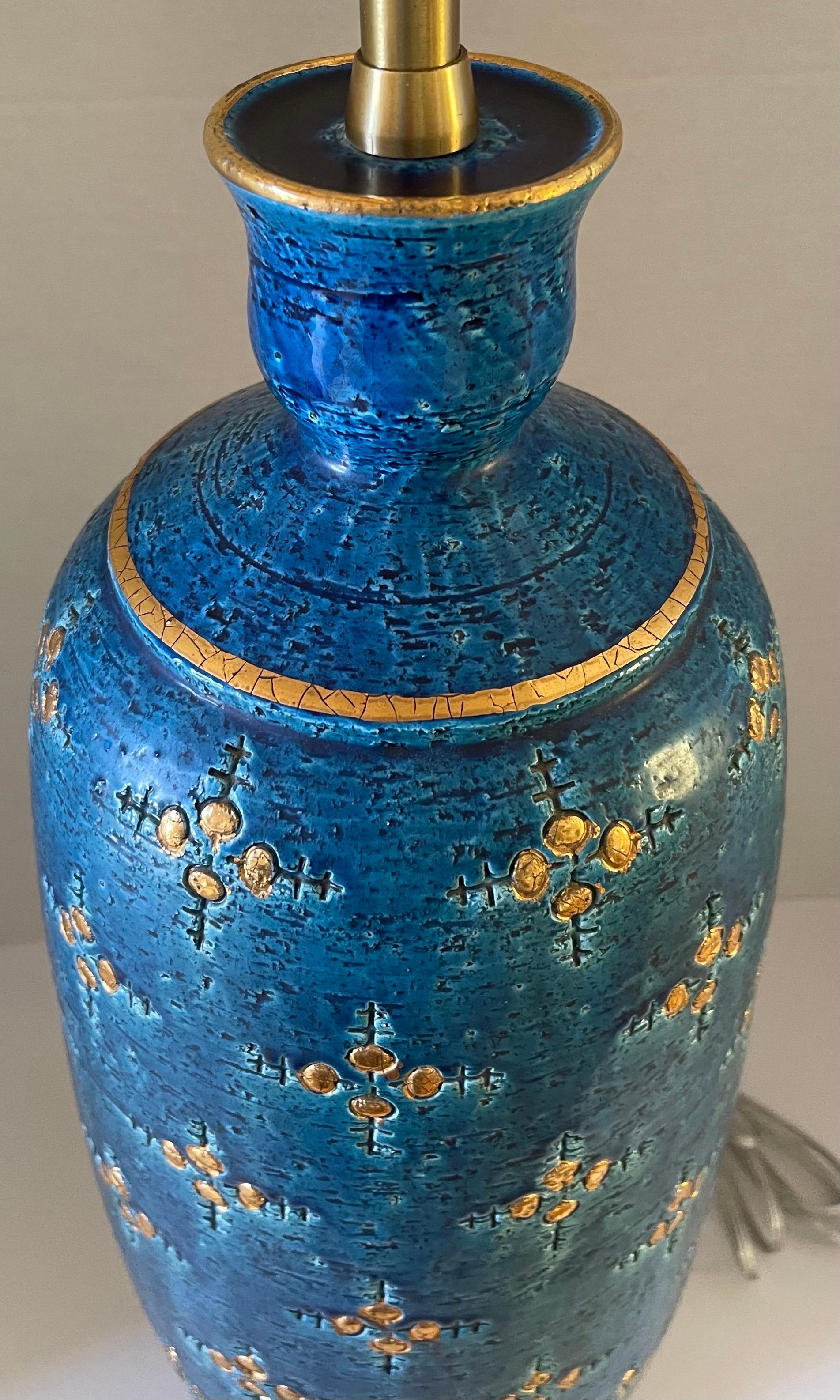 Mid-20th Century Italian Bitossi Rimini Blue & Gold Ceramic Table Lanp by Marbro For Sale