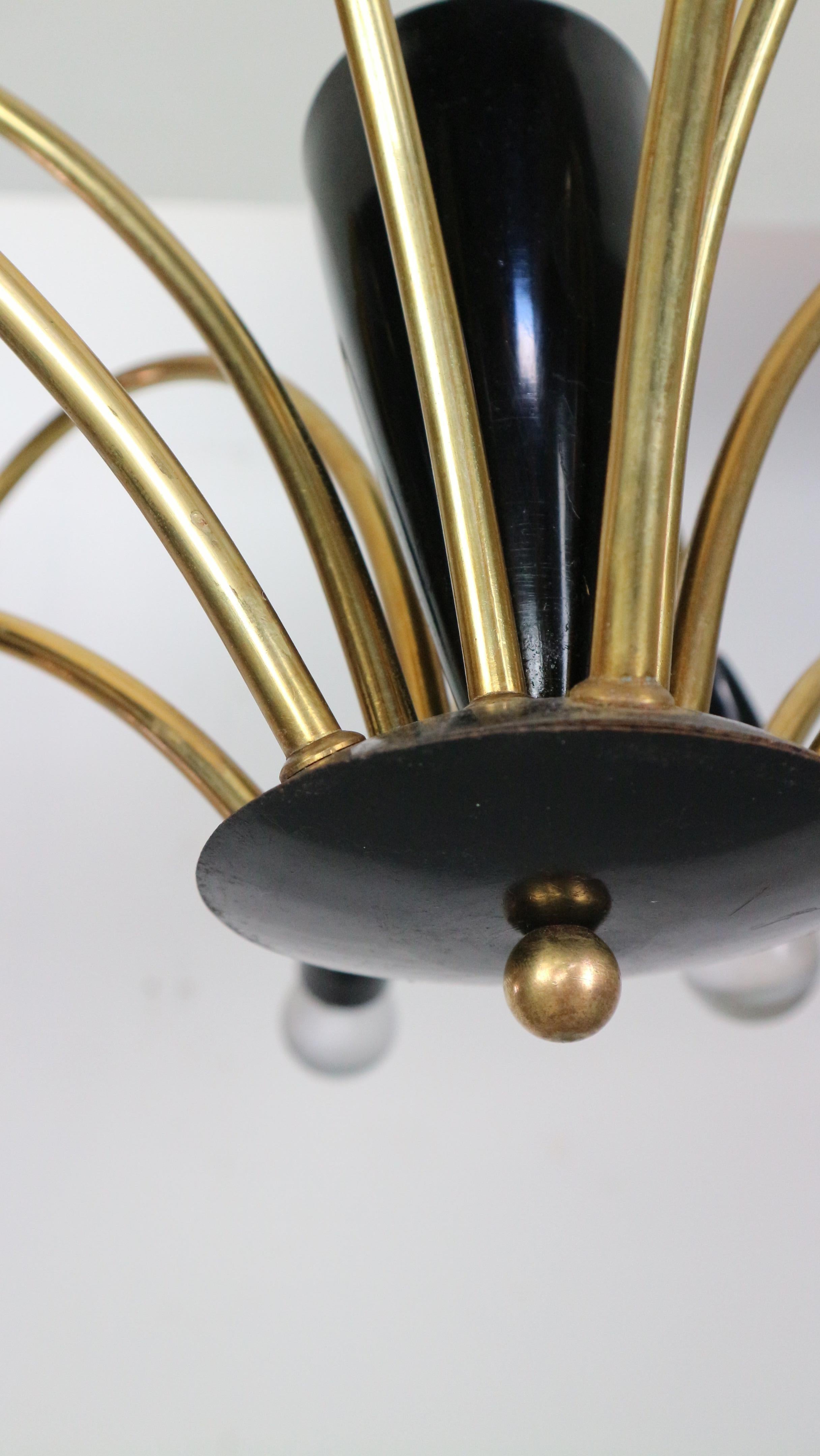 Italian Black and brass 12 arm Spider Chandelier  1950s For Sale 9