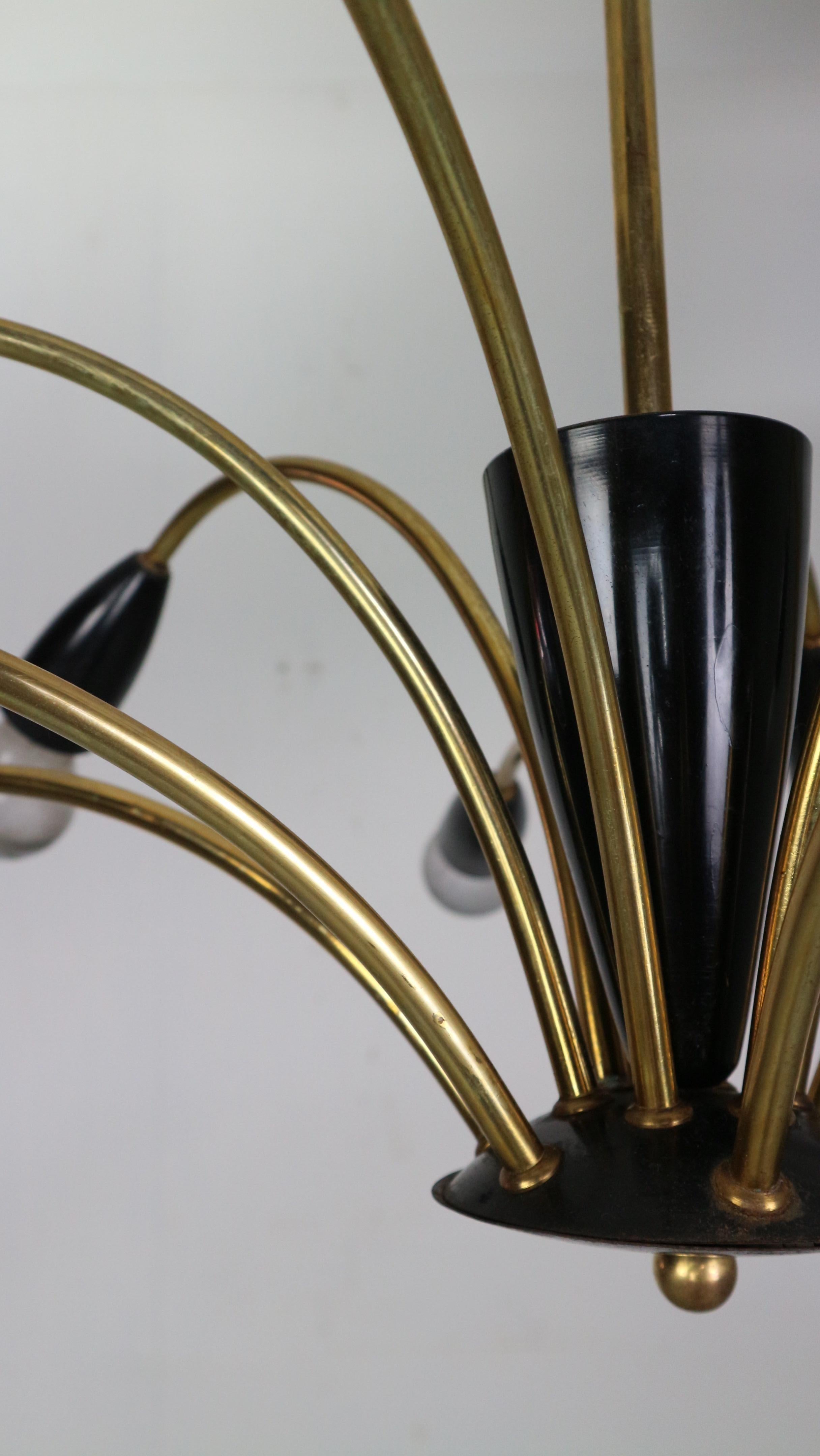 Italian Black and brass 12 arm Spider Chandelier  1950s For Sale 10