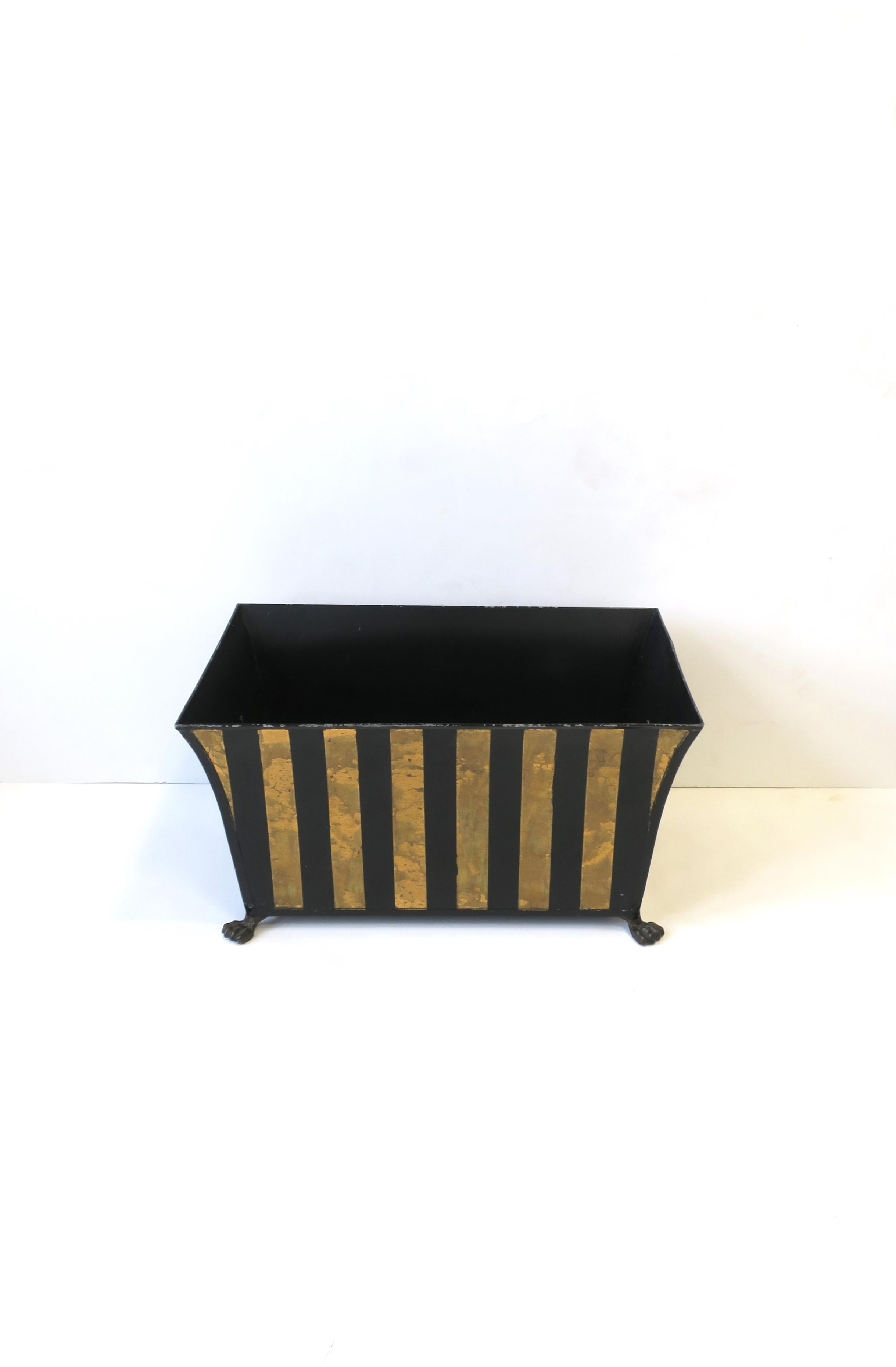 black and gold planters