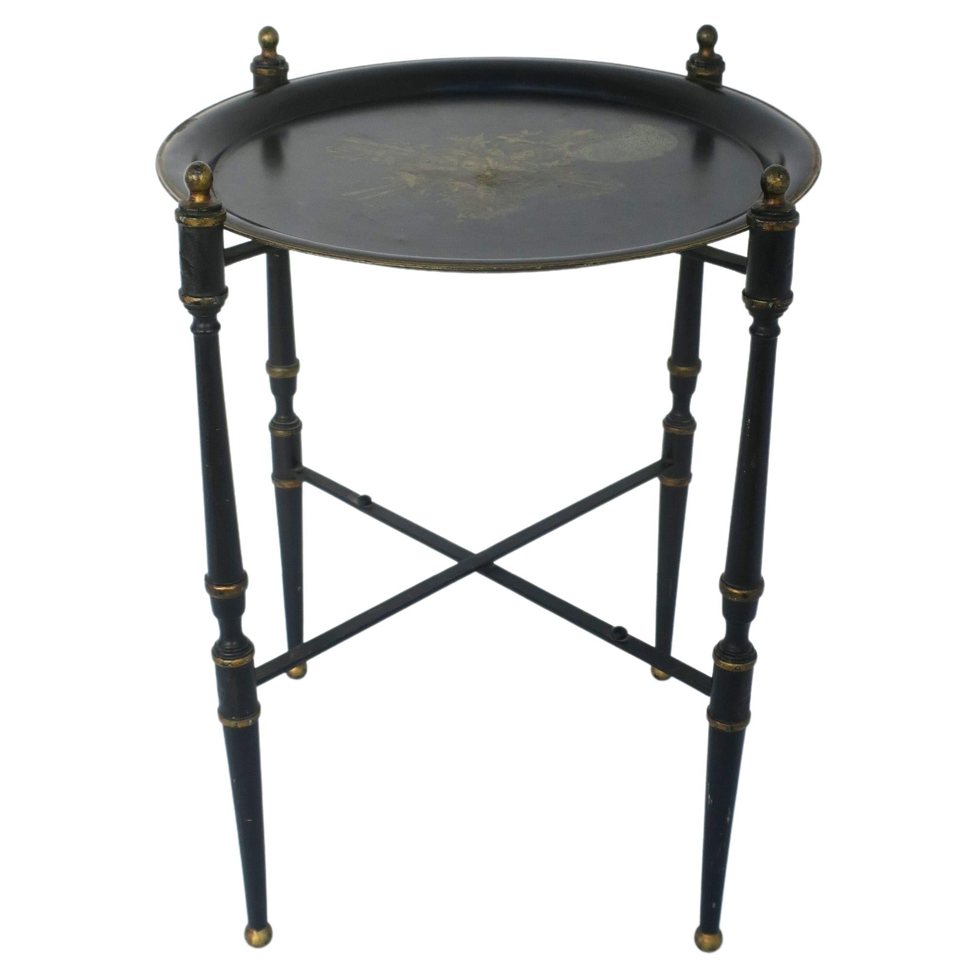 Italian Black and Gold Tole Tray Side Drinks Table